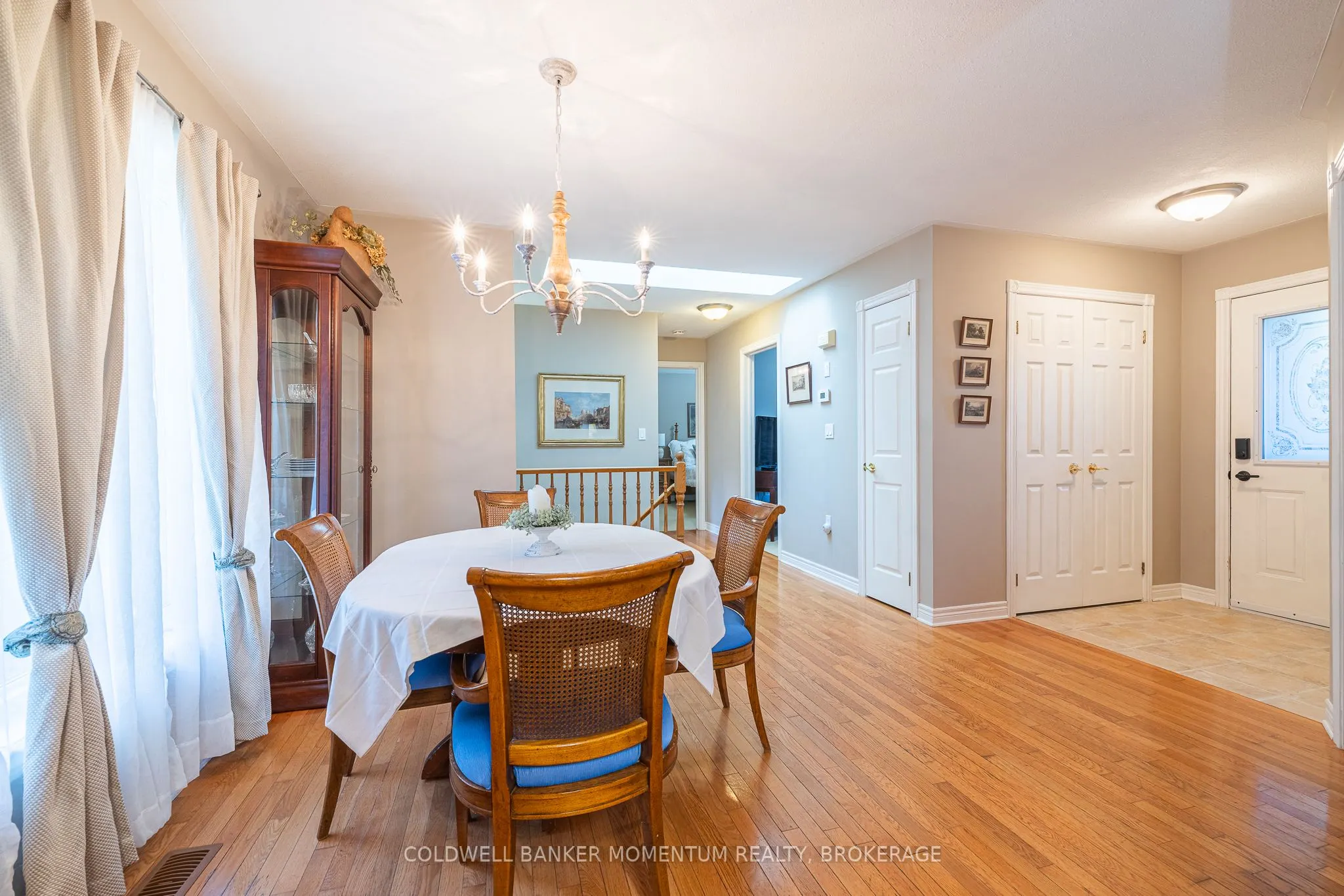 3901 Rainbow Lane