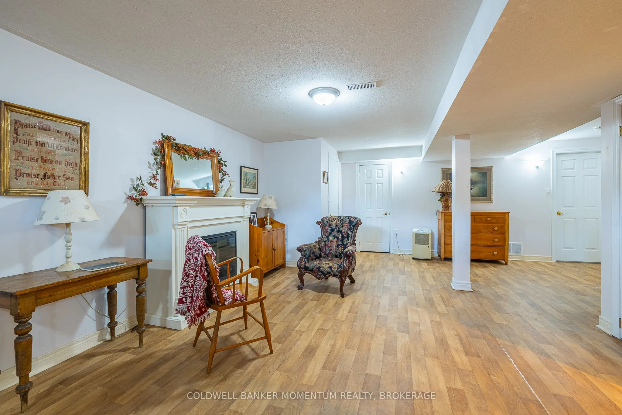 3901 Rainbow Lane