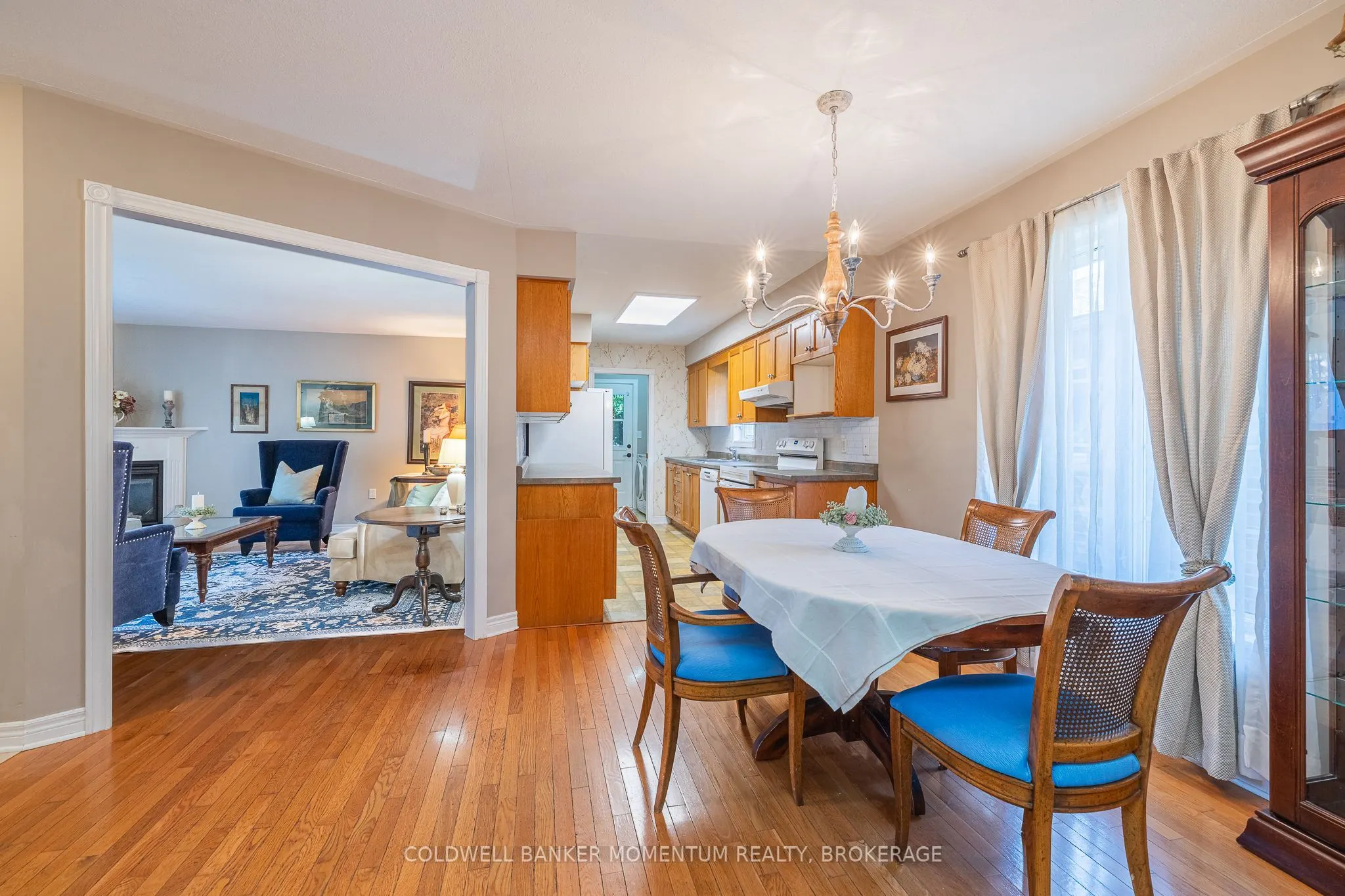 3901 Rainbow Lane