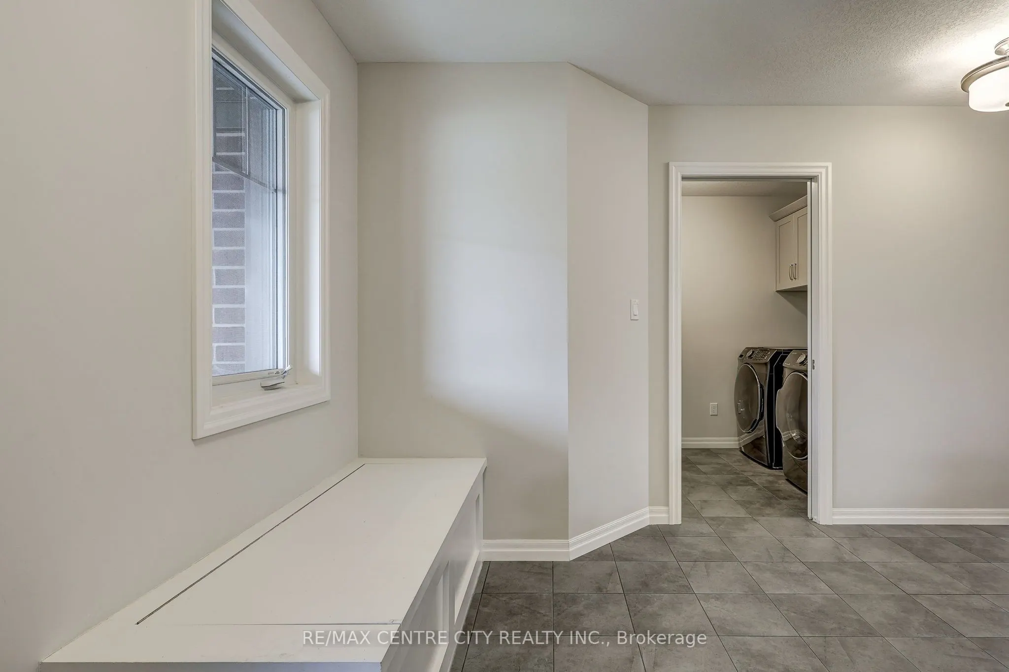 24 Acorn Trail