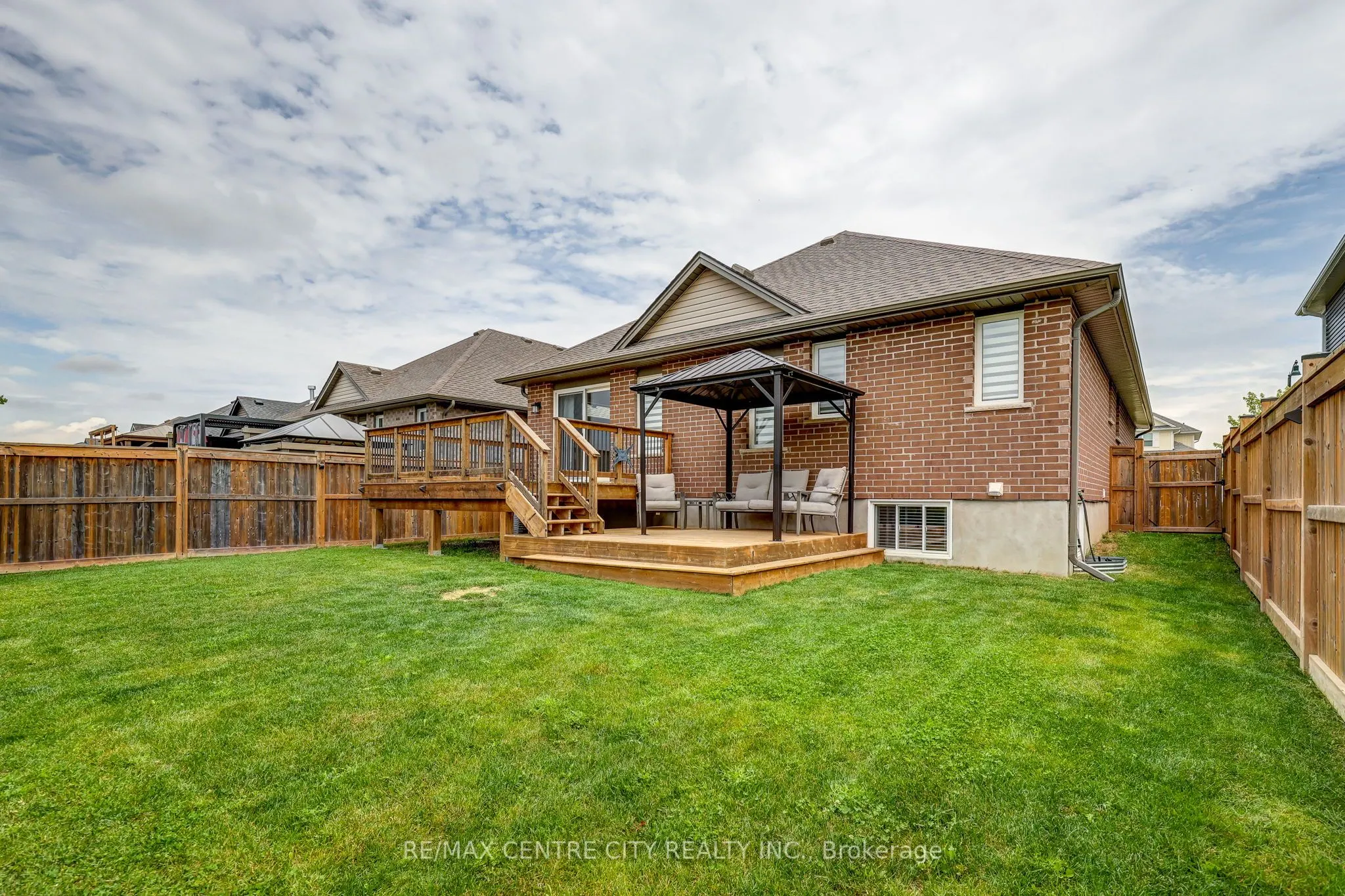 24 Acorn Trail