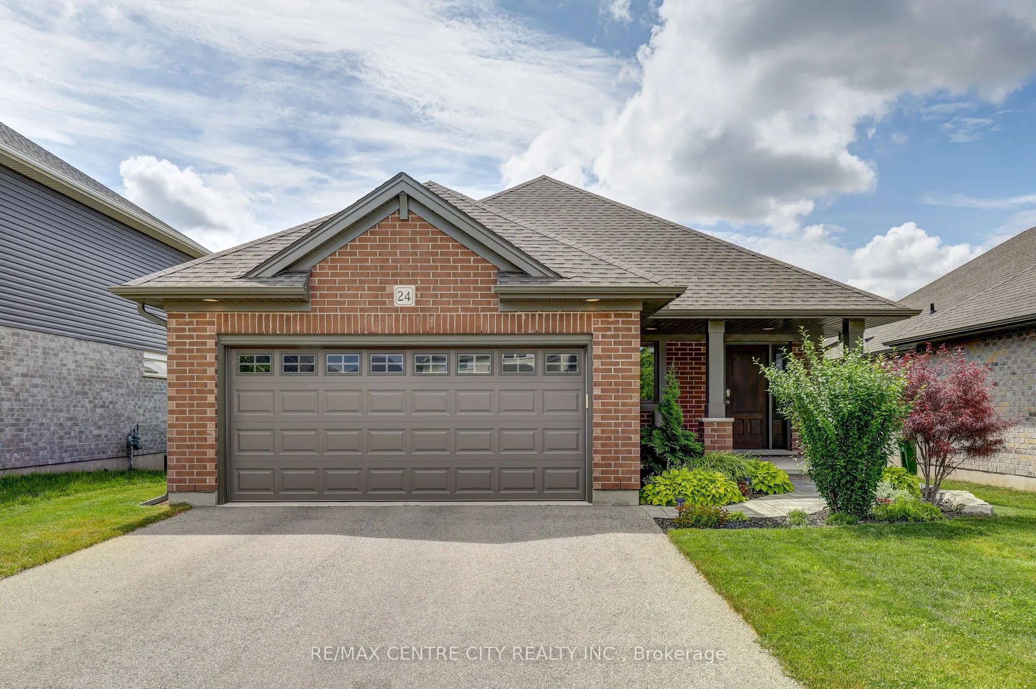 24 Acorn Trail