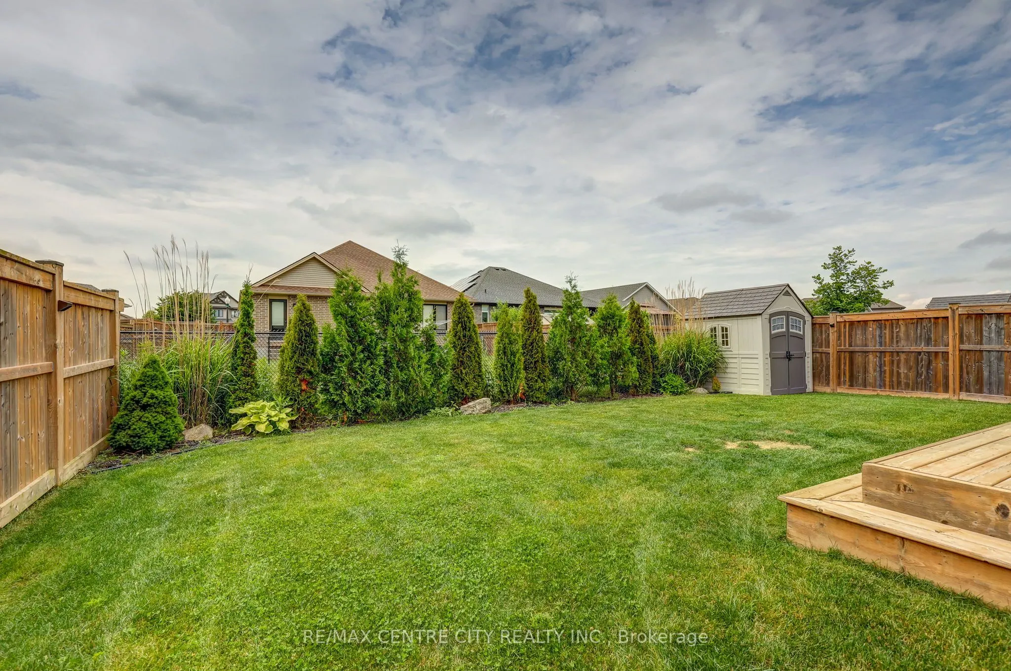 24 Acorn Trail