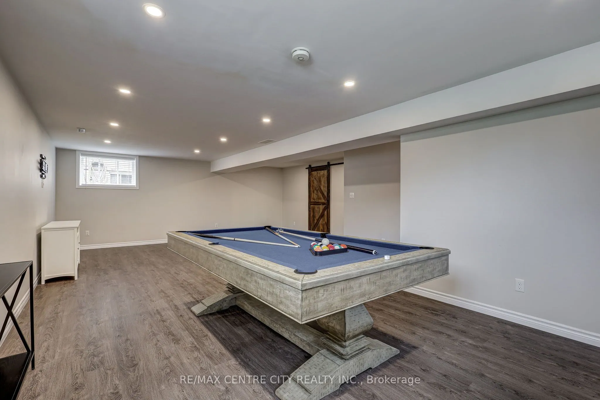 24 Acorn Trail