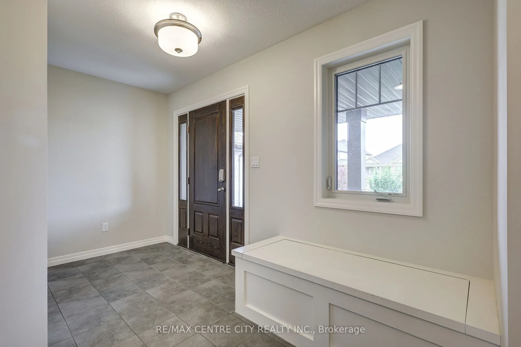 24 Acorn Trail