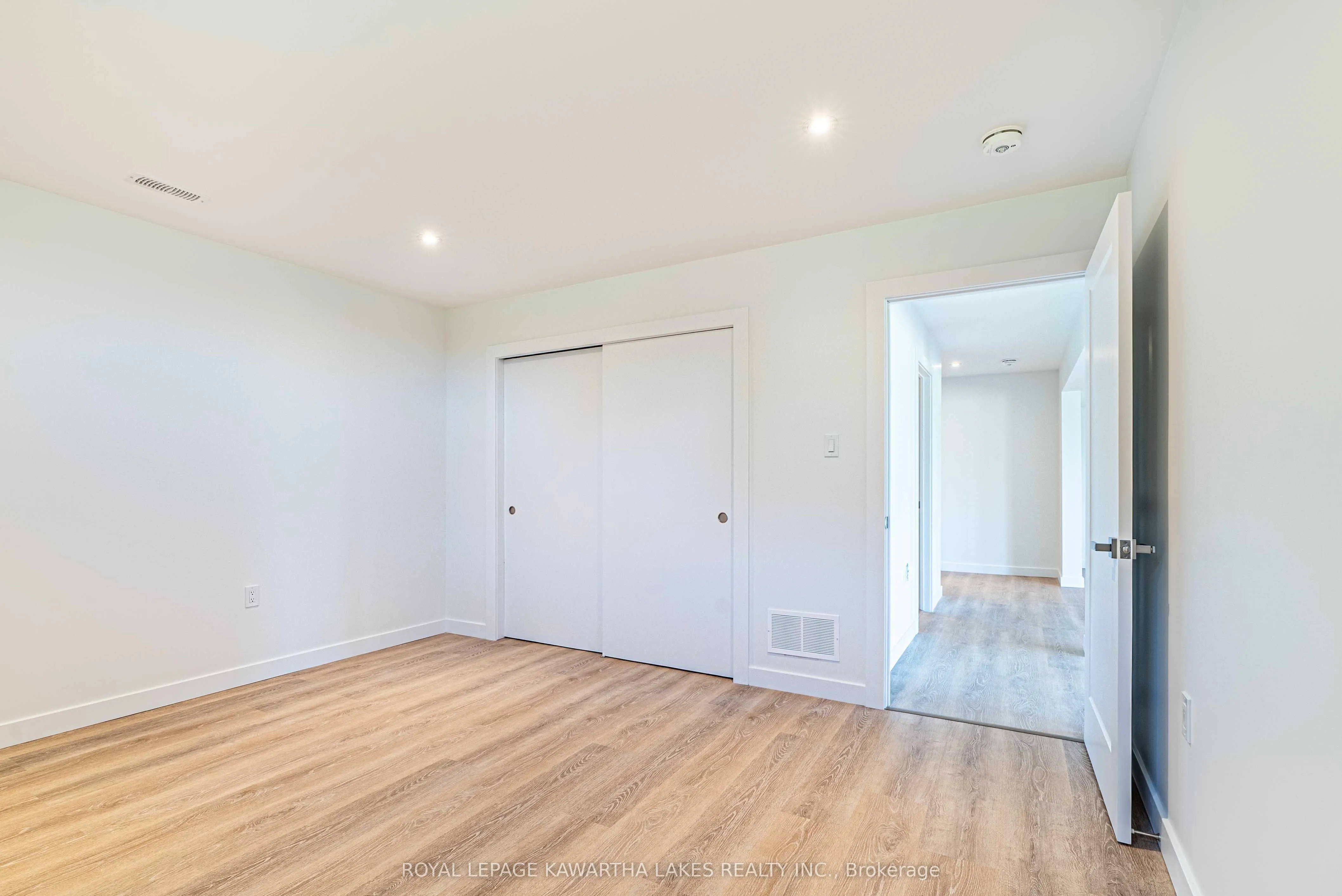 33 Coshs Road