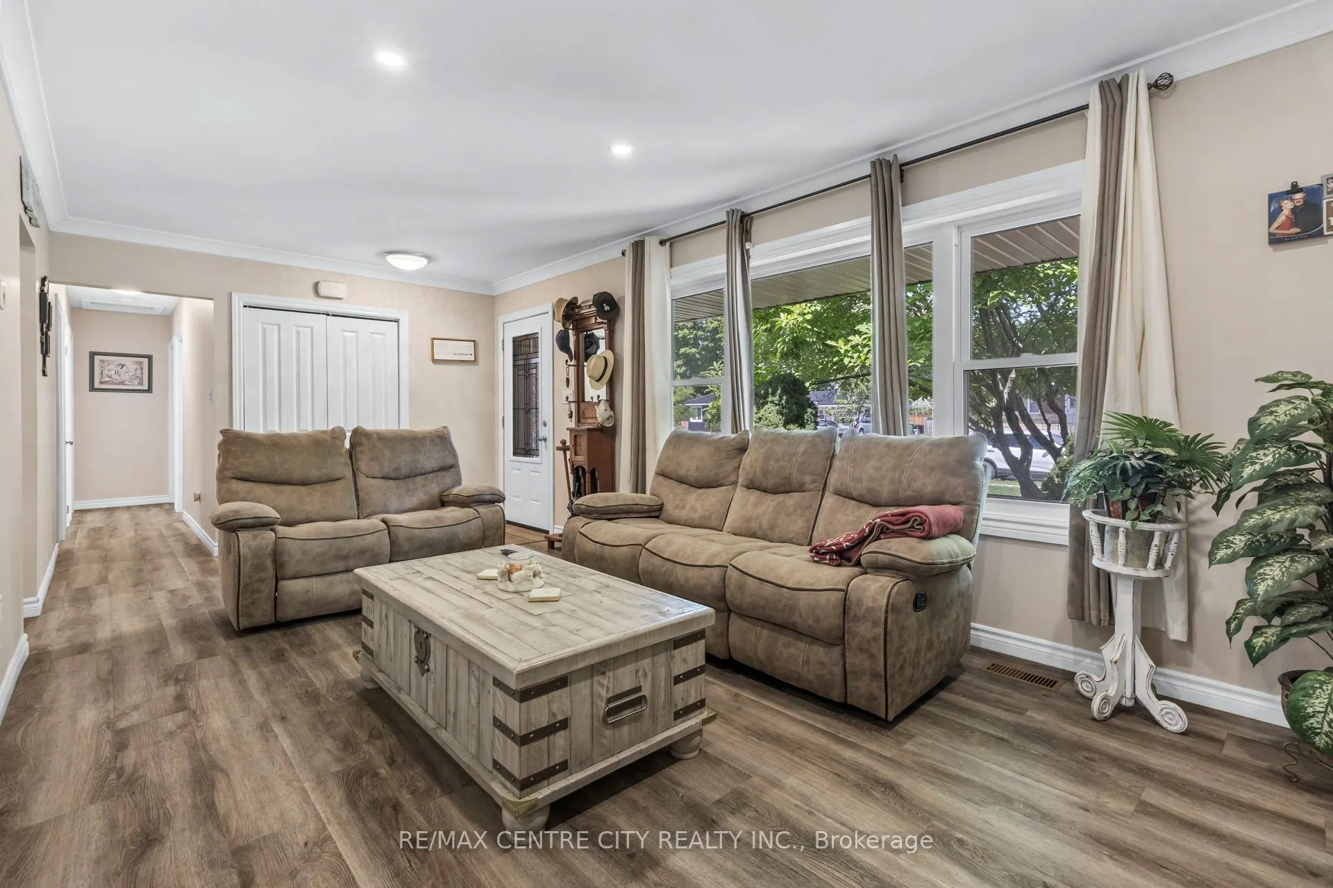 241 Forest Avenue