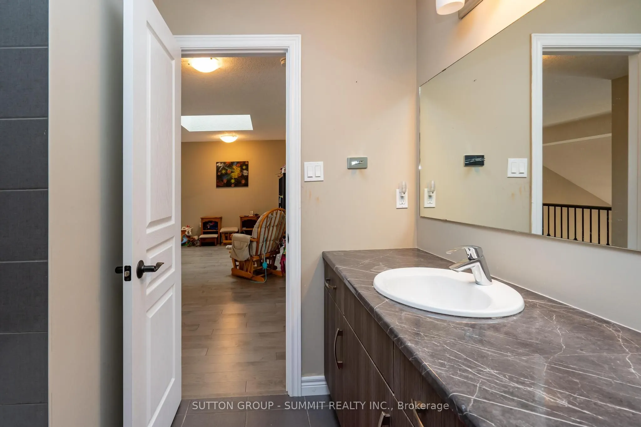 5 Reith Street, #5