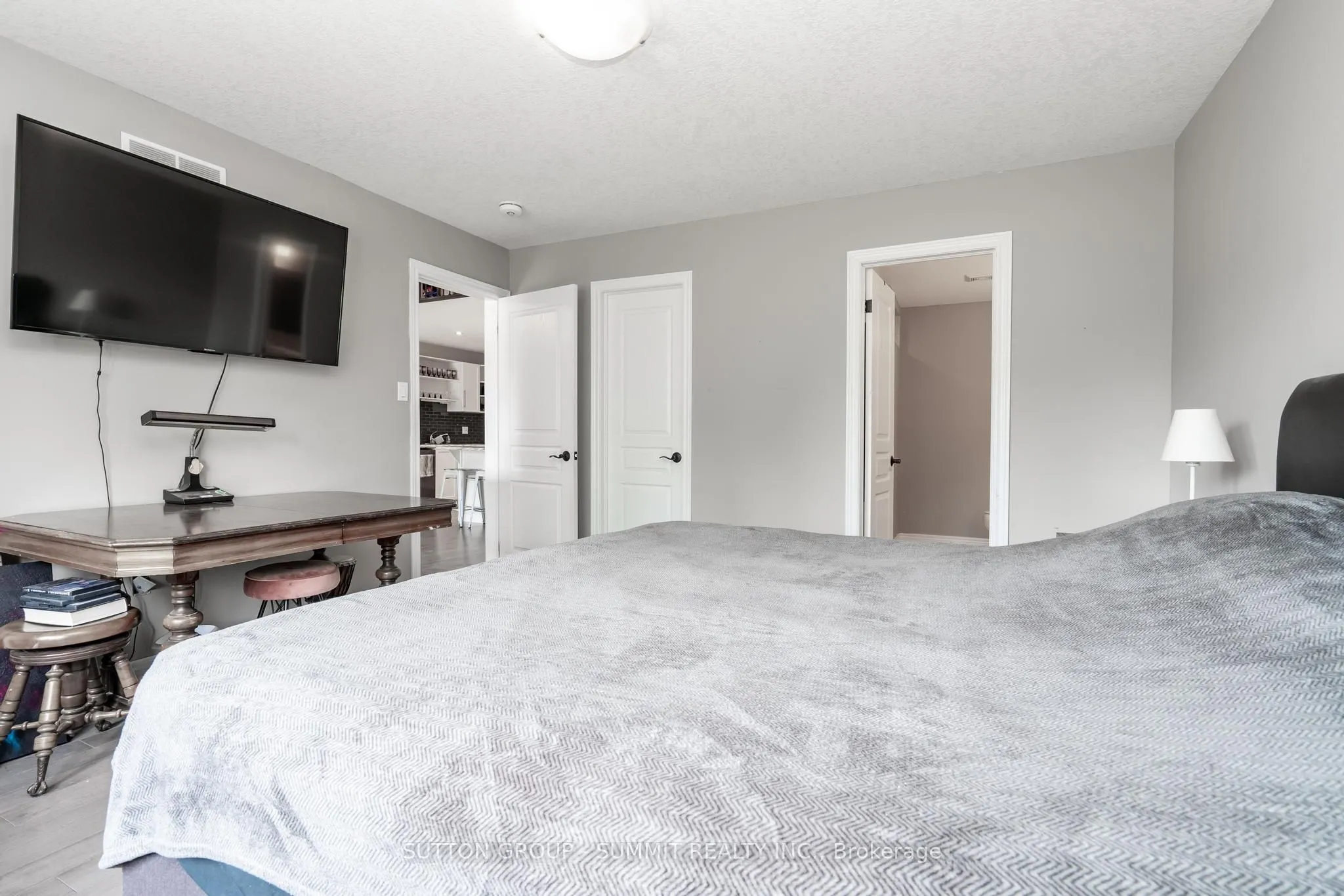 5 Reith Street, #5