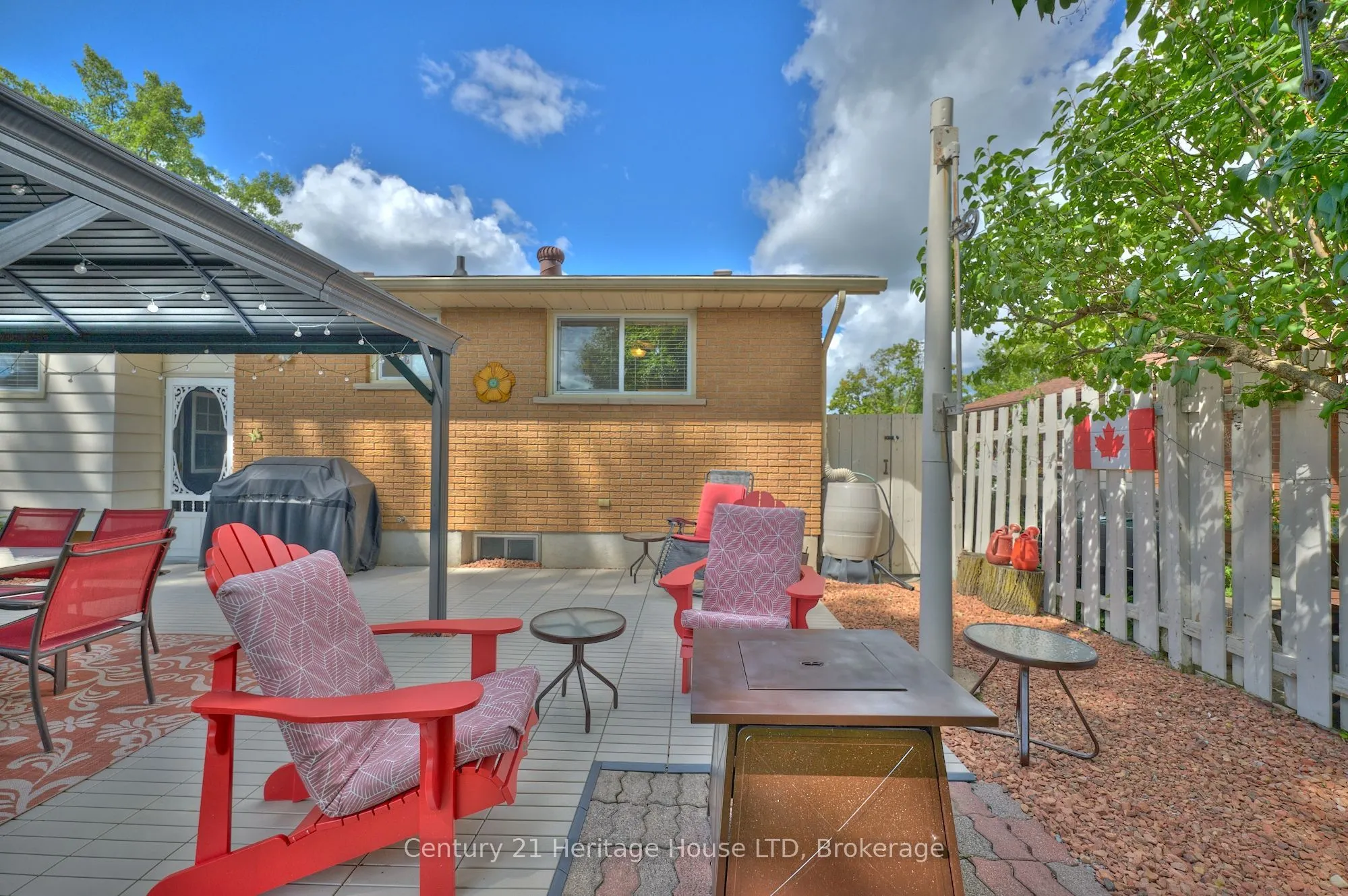 48 Loyalist Drive