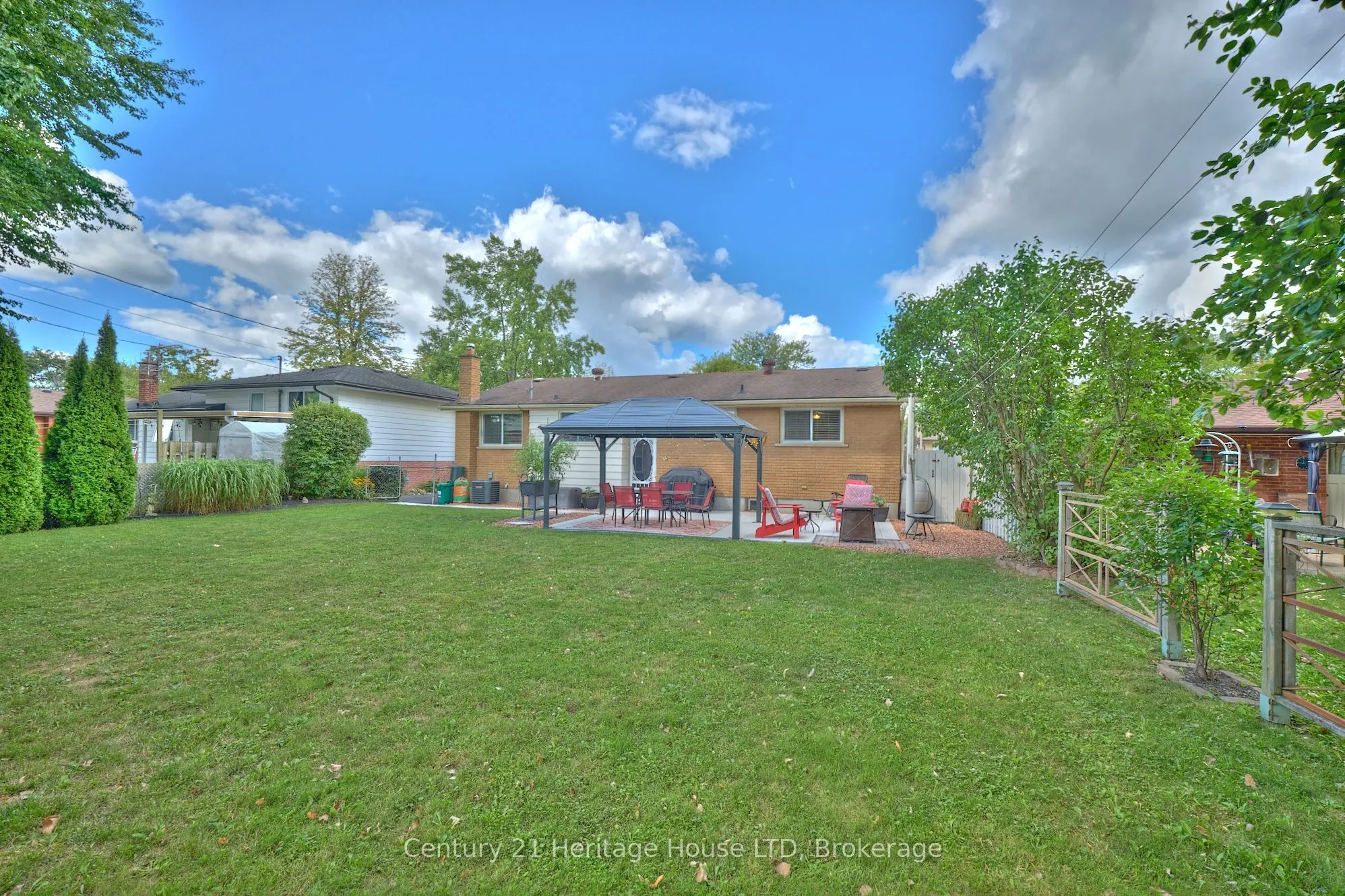 48 Loyalist Drive