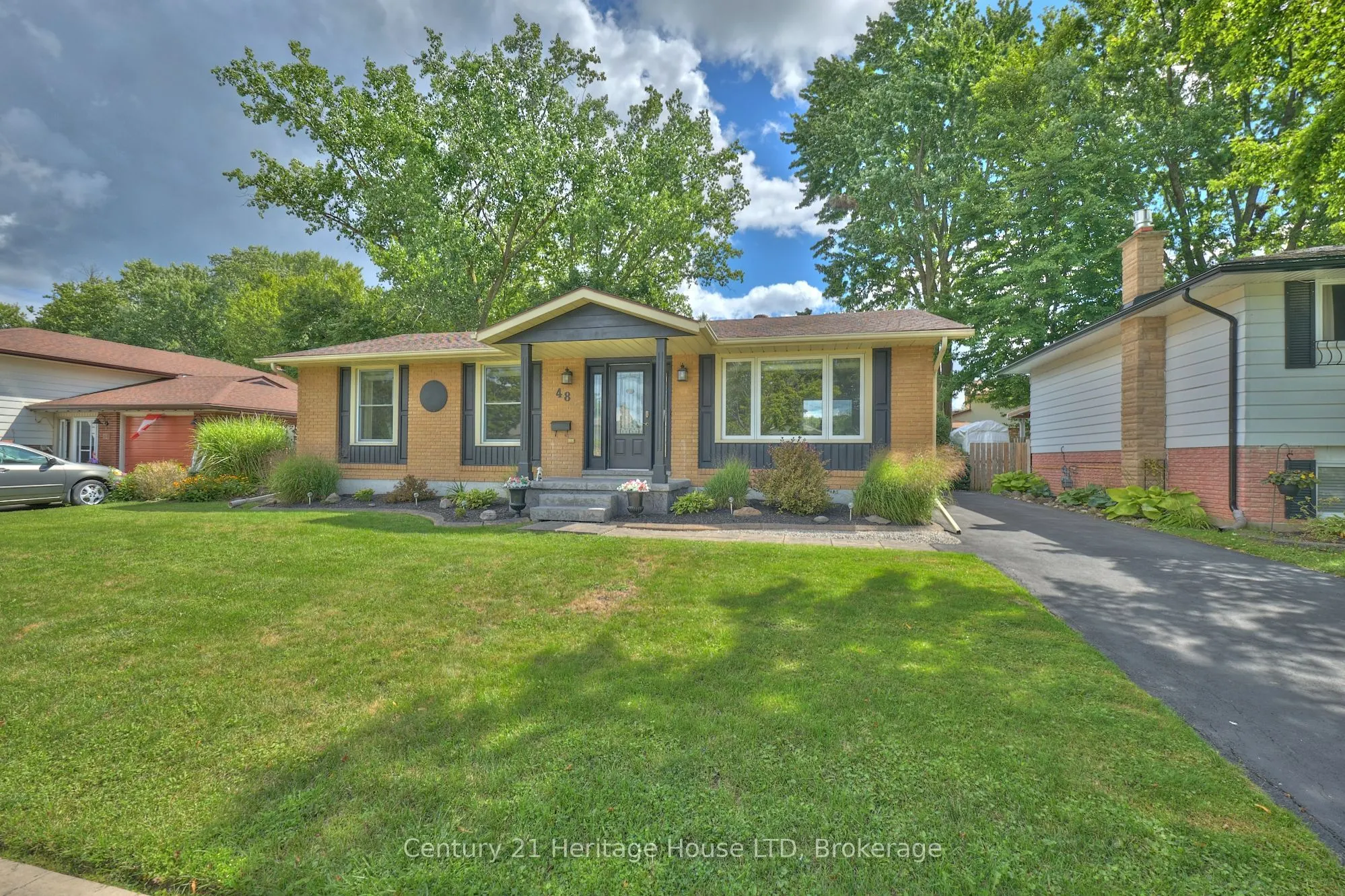 48 Loyalist Drive