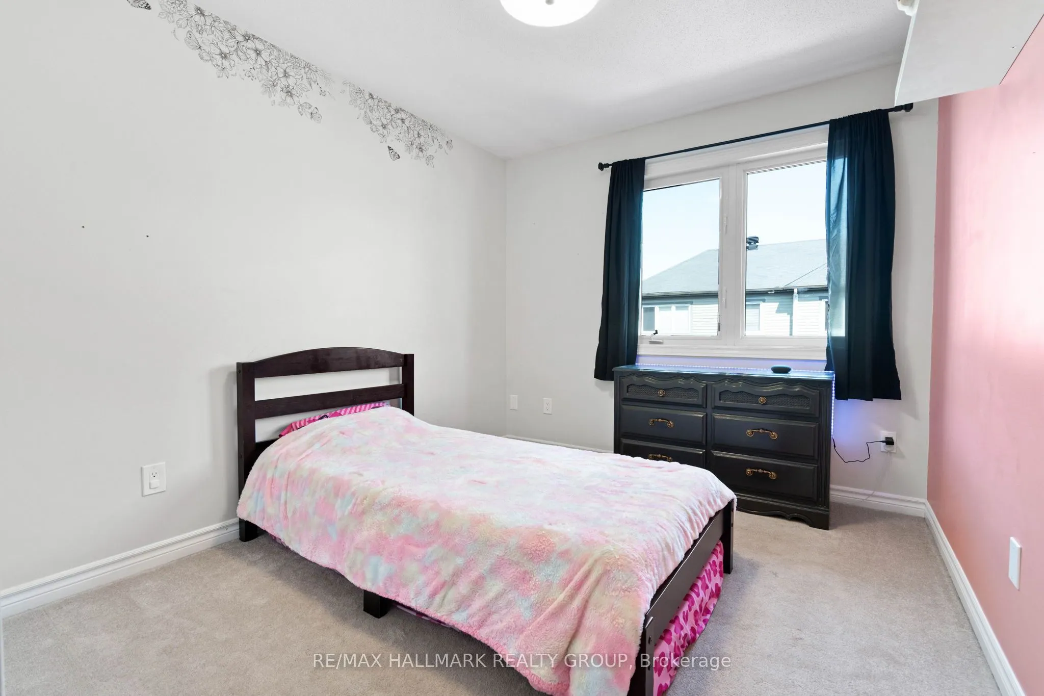 115 Sunshine Crescent