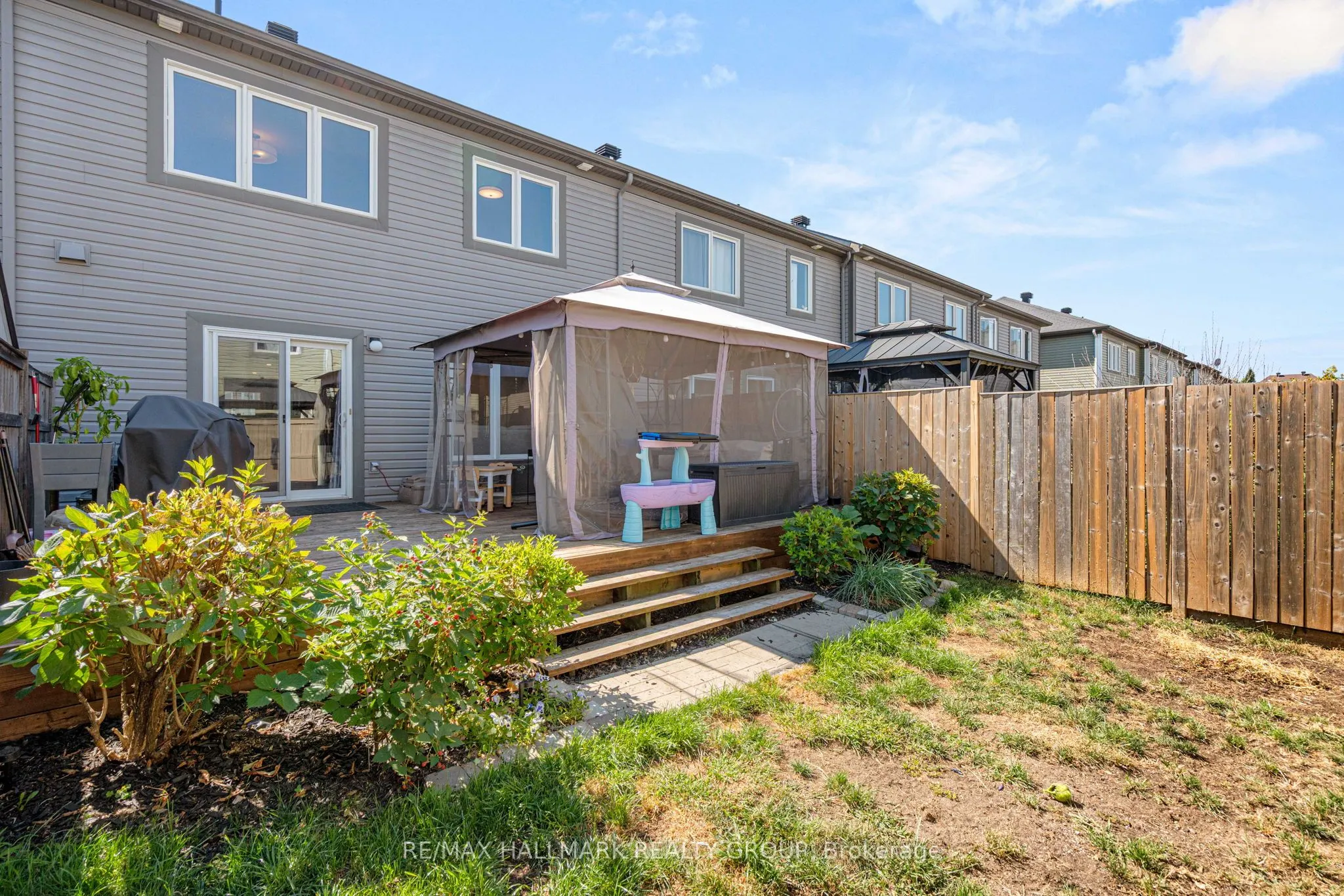 115 Sunshine Crescent