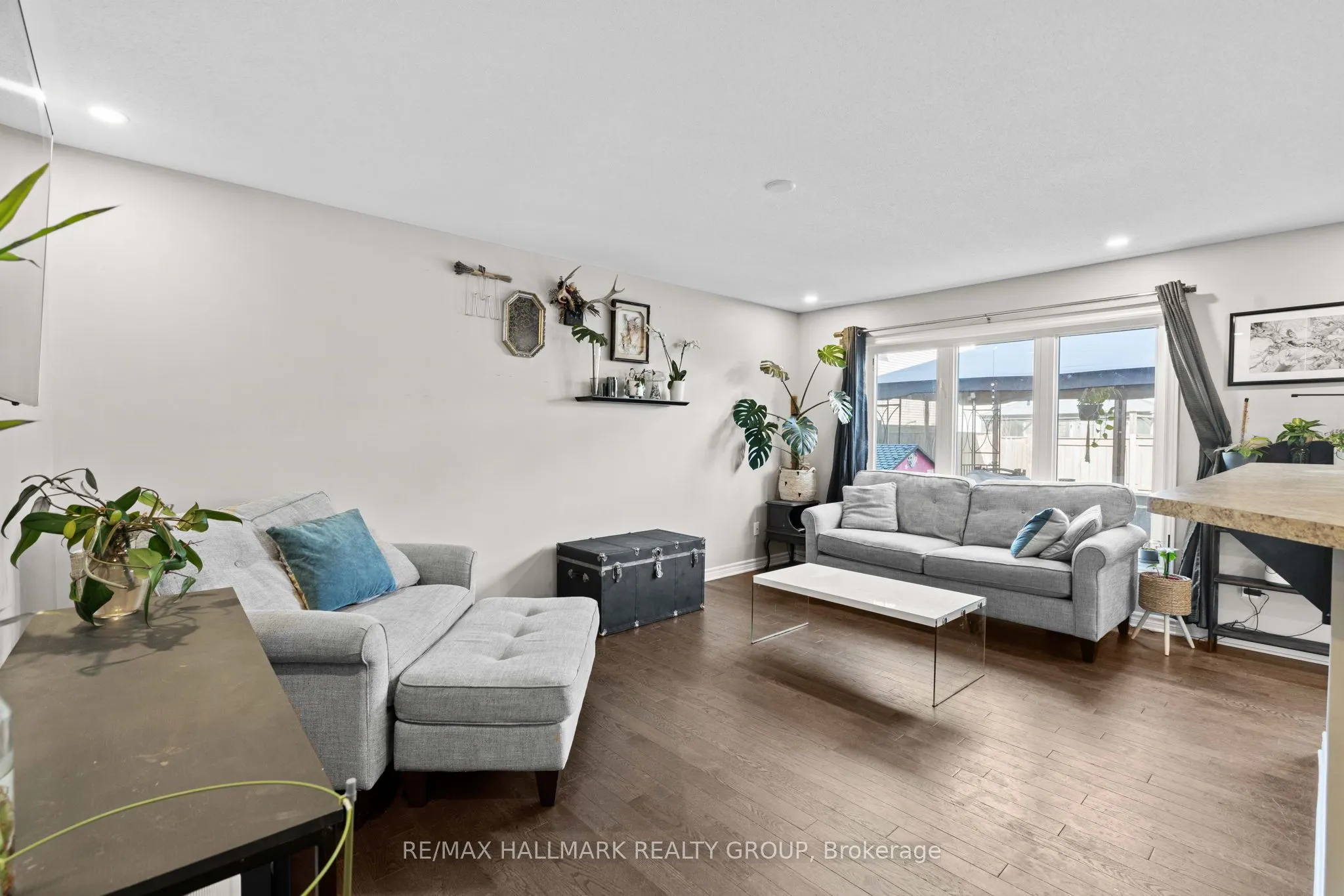 115 Sunshine Crescent