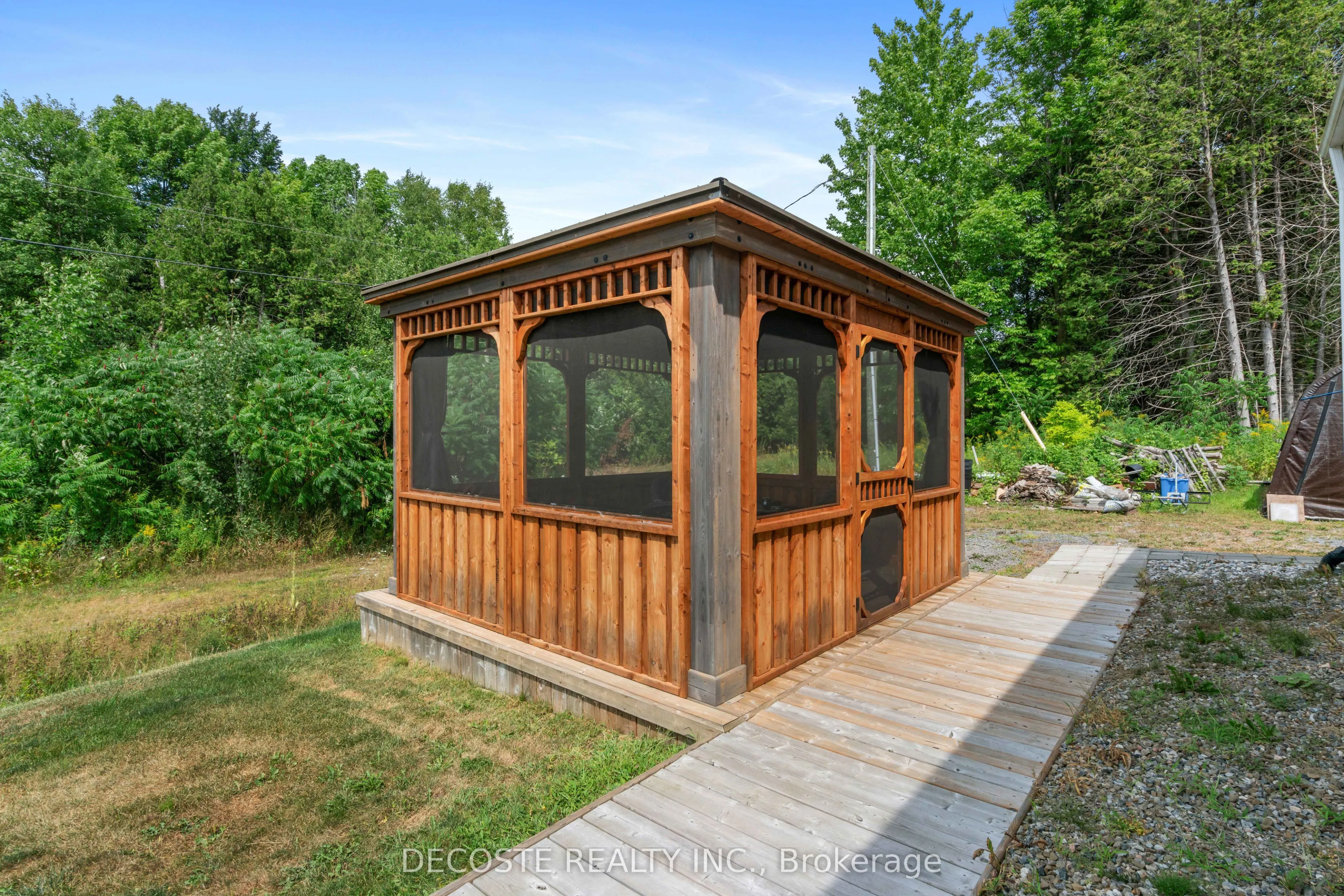 2729 Crows Nest Private Lane