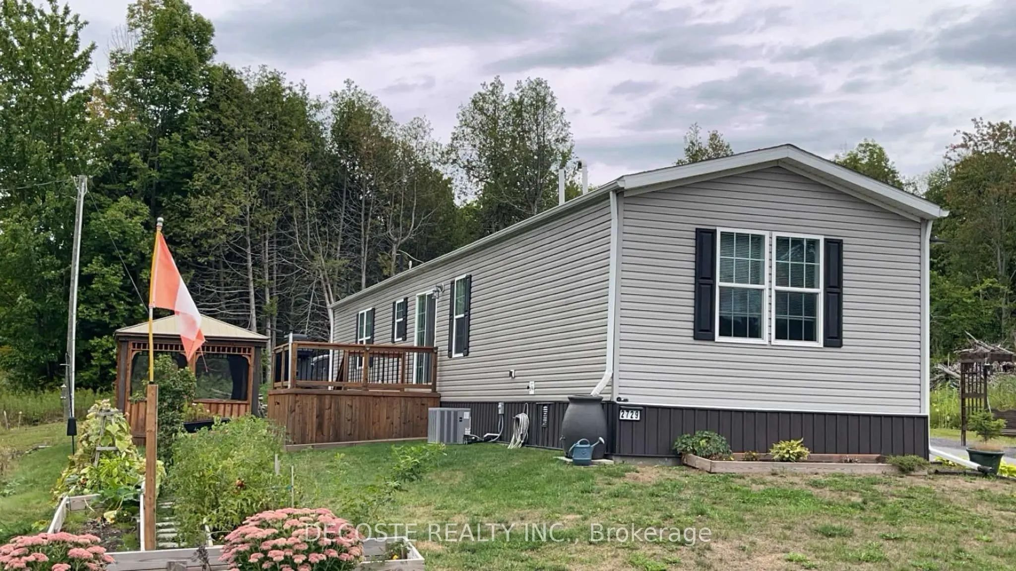 2729 Crows Nest Private Lane