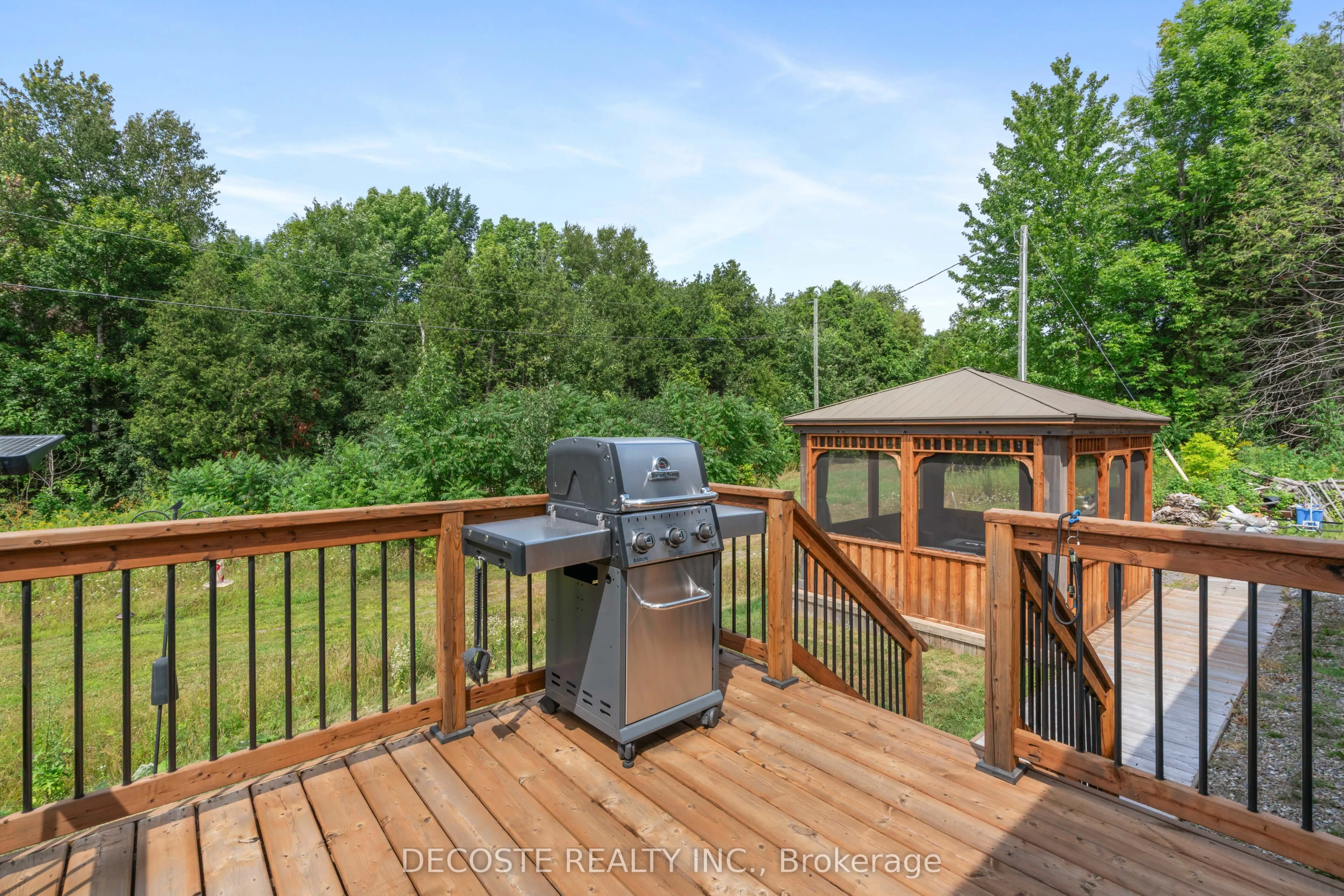 2729 Crows Nest Private Lane