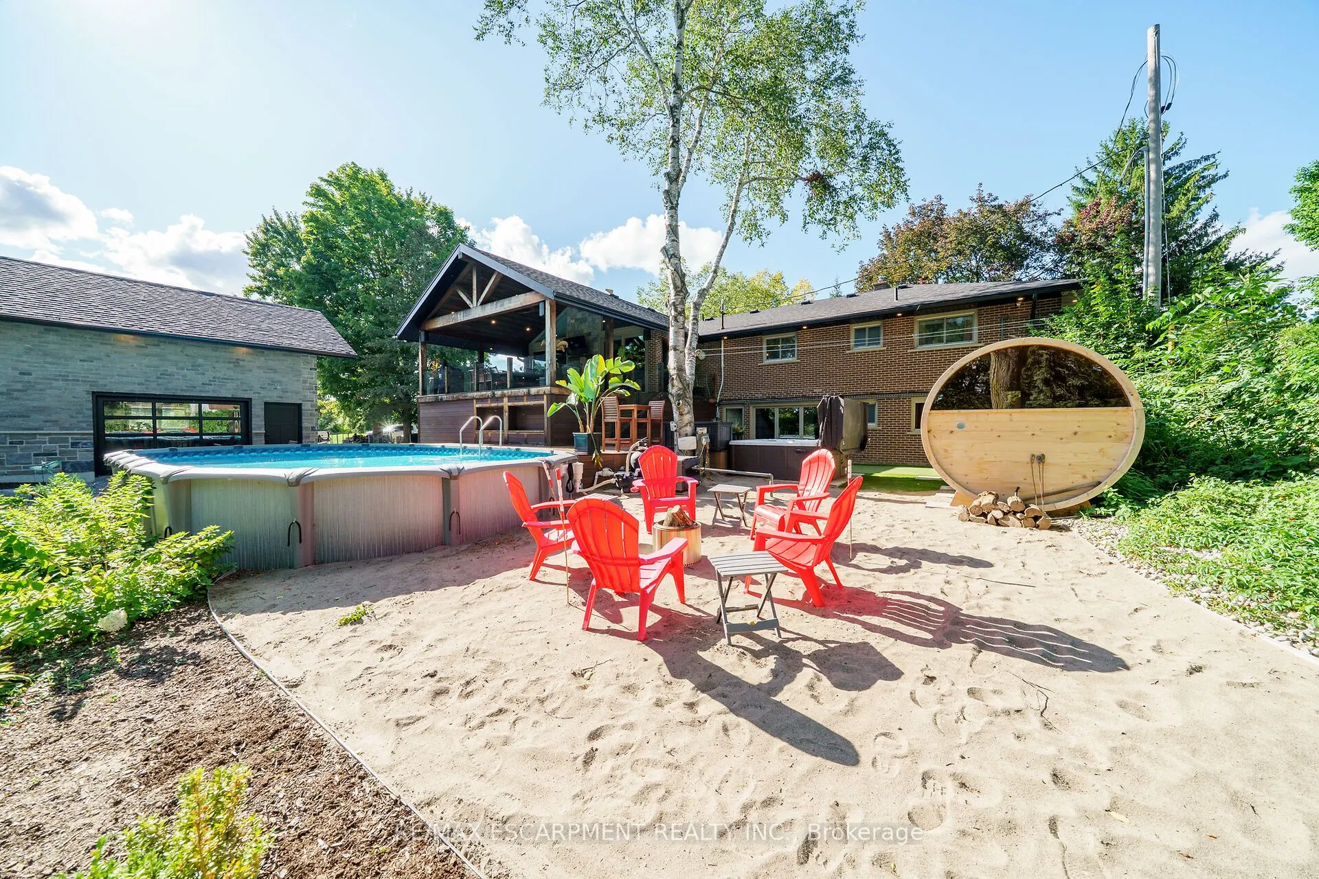 1417 Highway 54