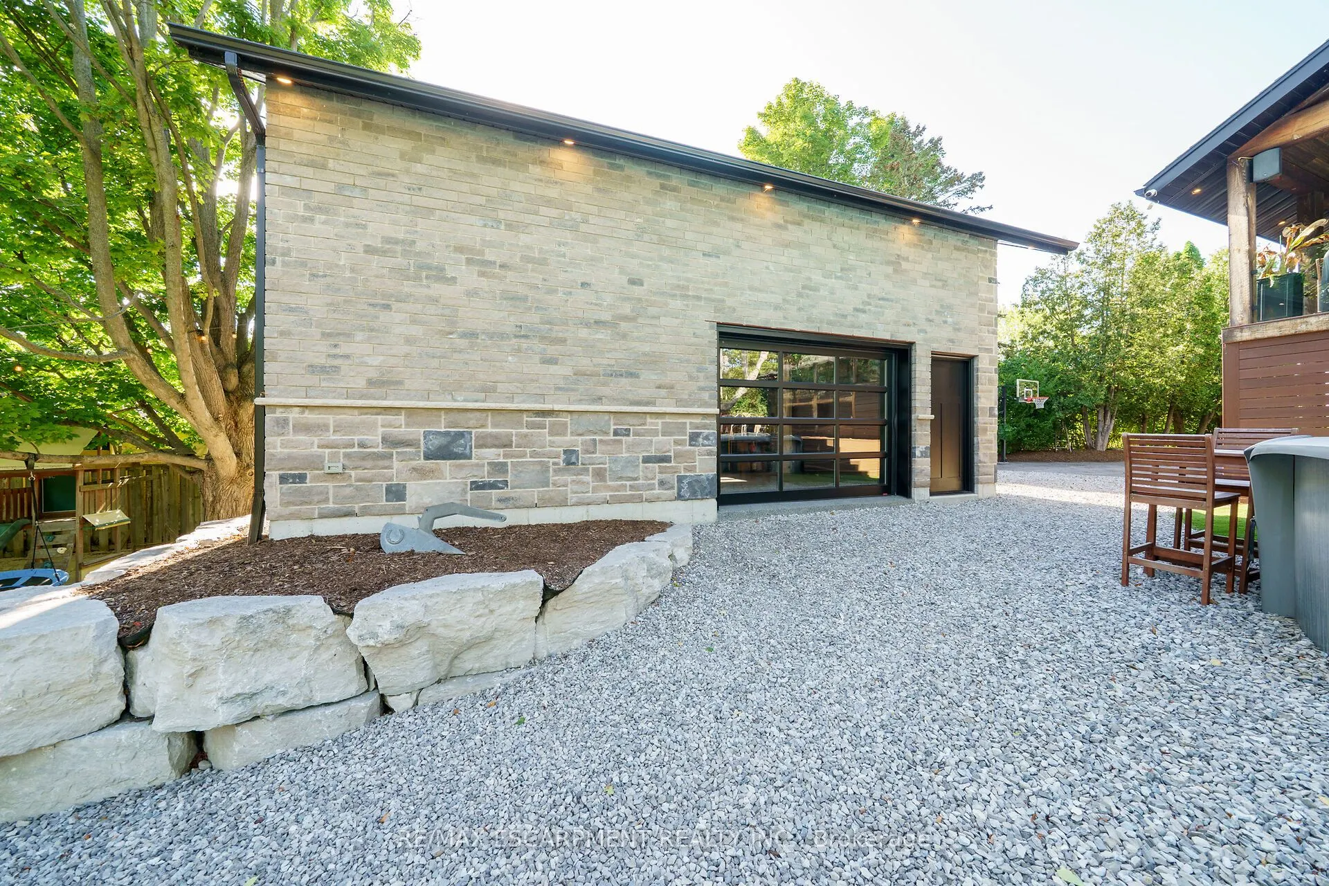 1417 Highway 54