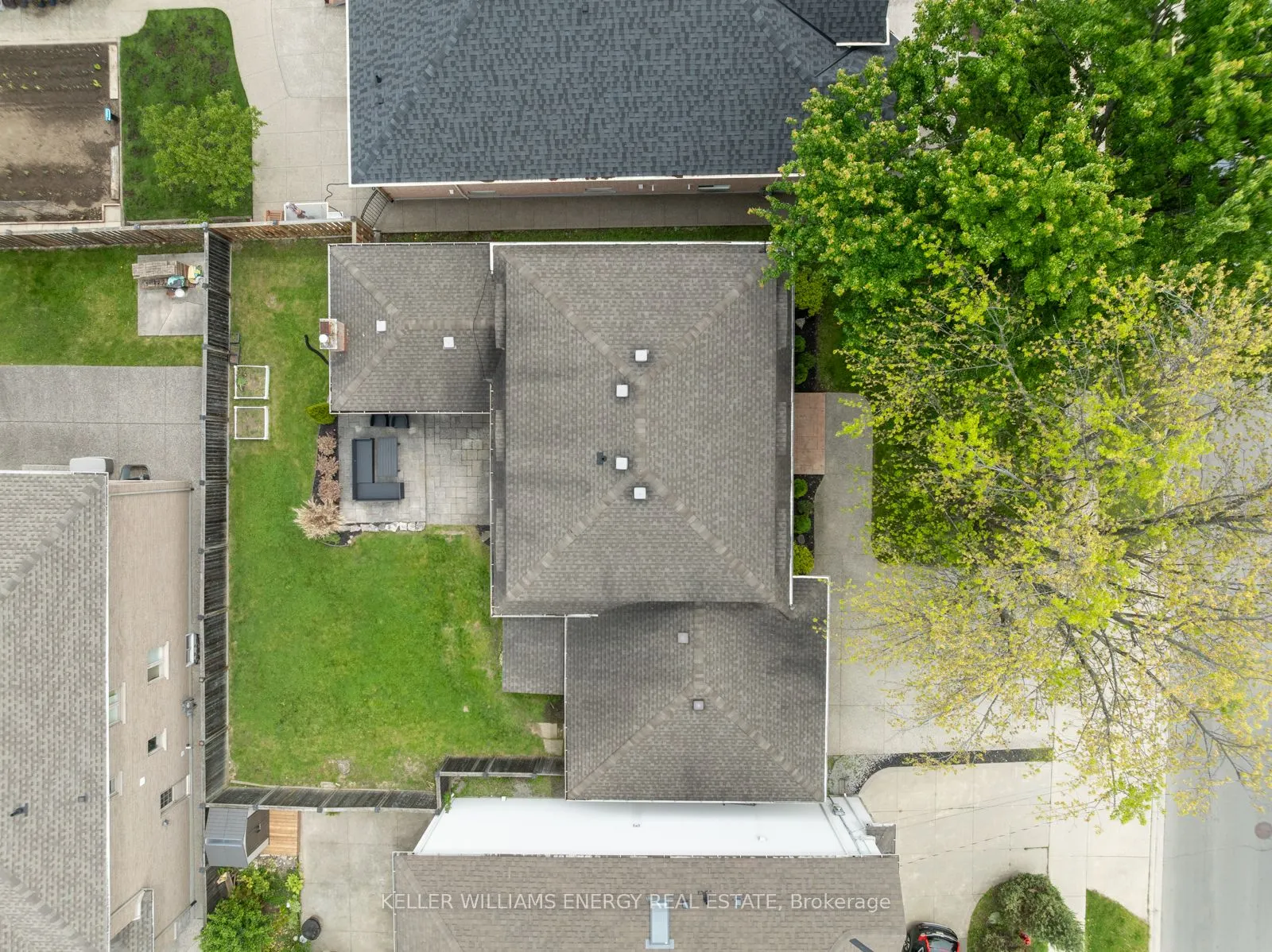158 Chester Avenue