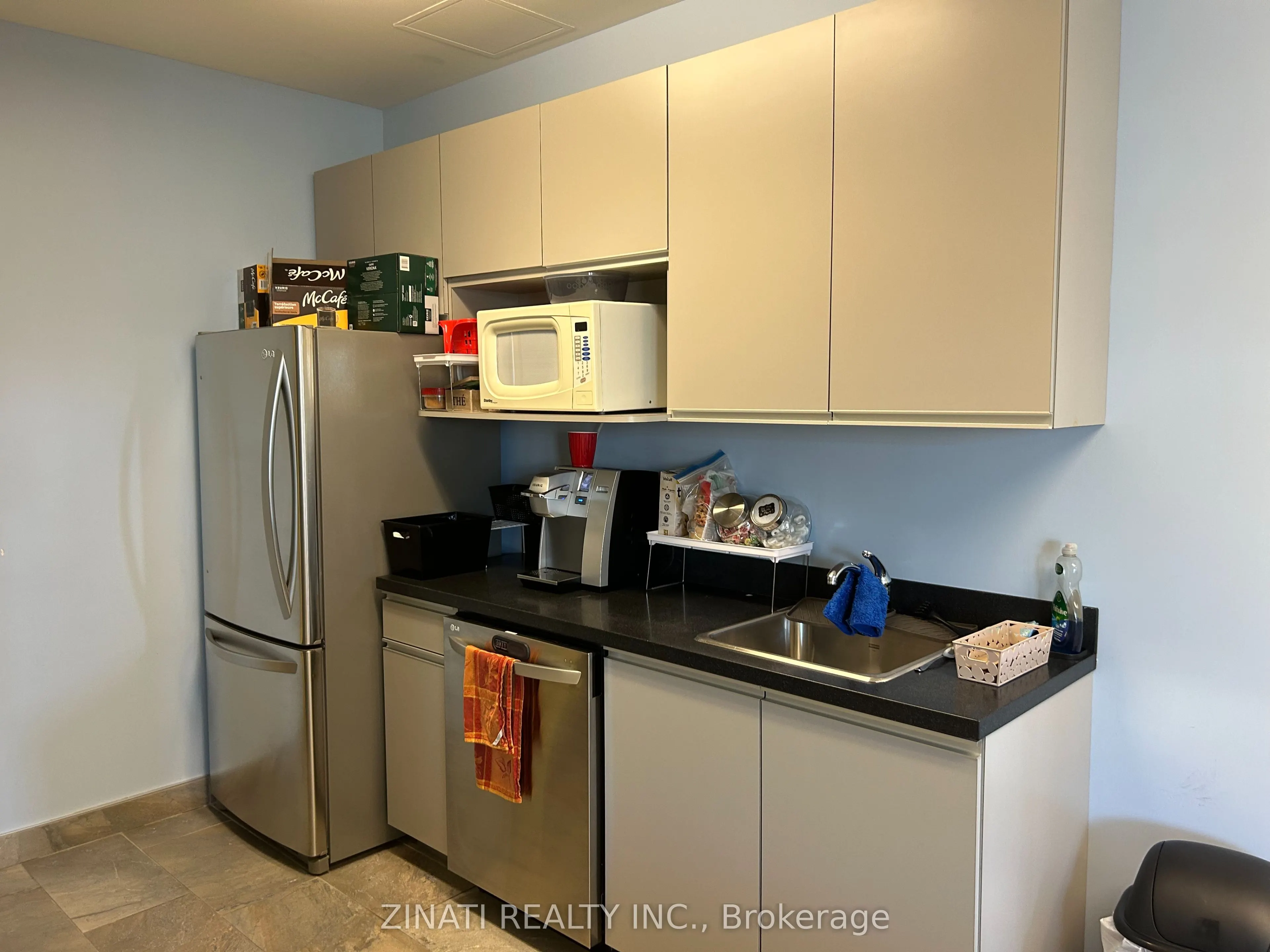 580 Industrial Avenue, #1