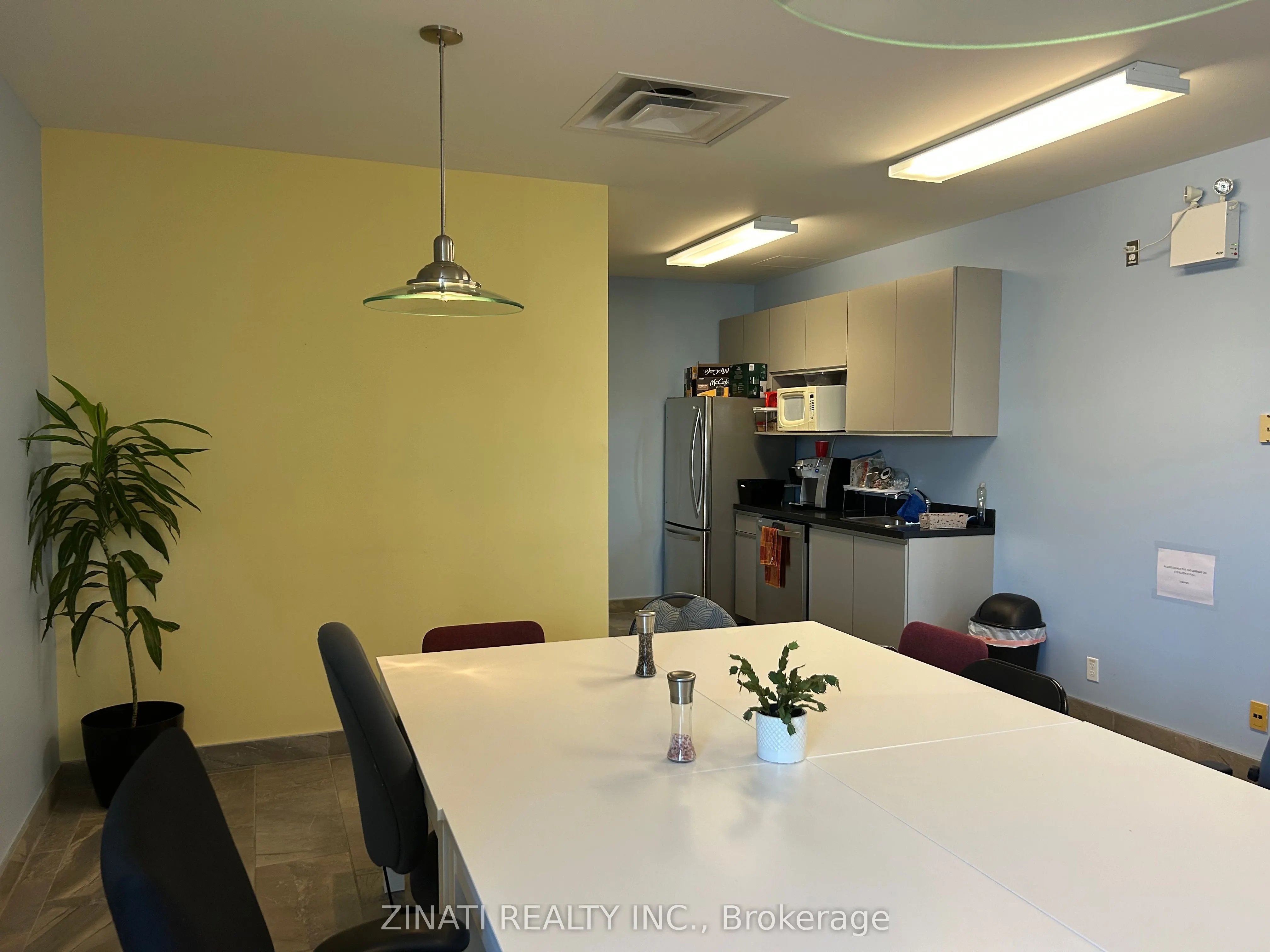 580 Industrial Avenue, #1
