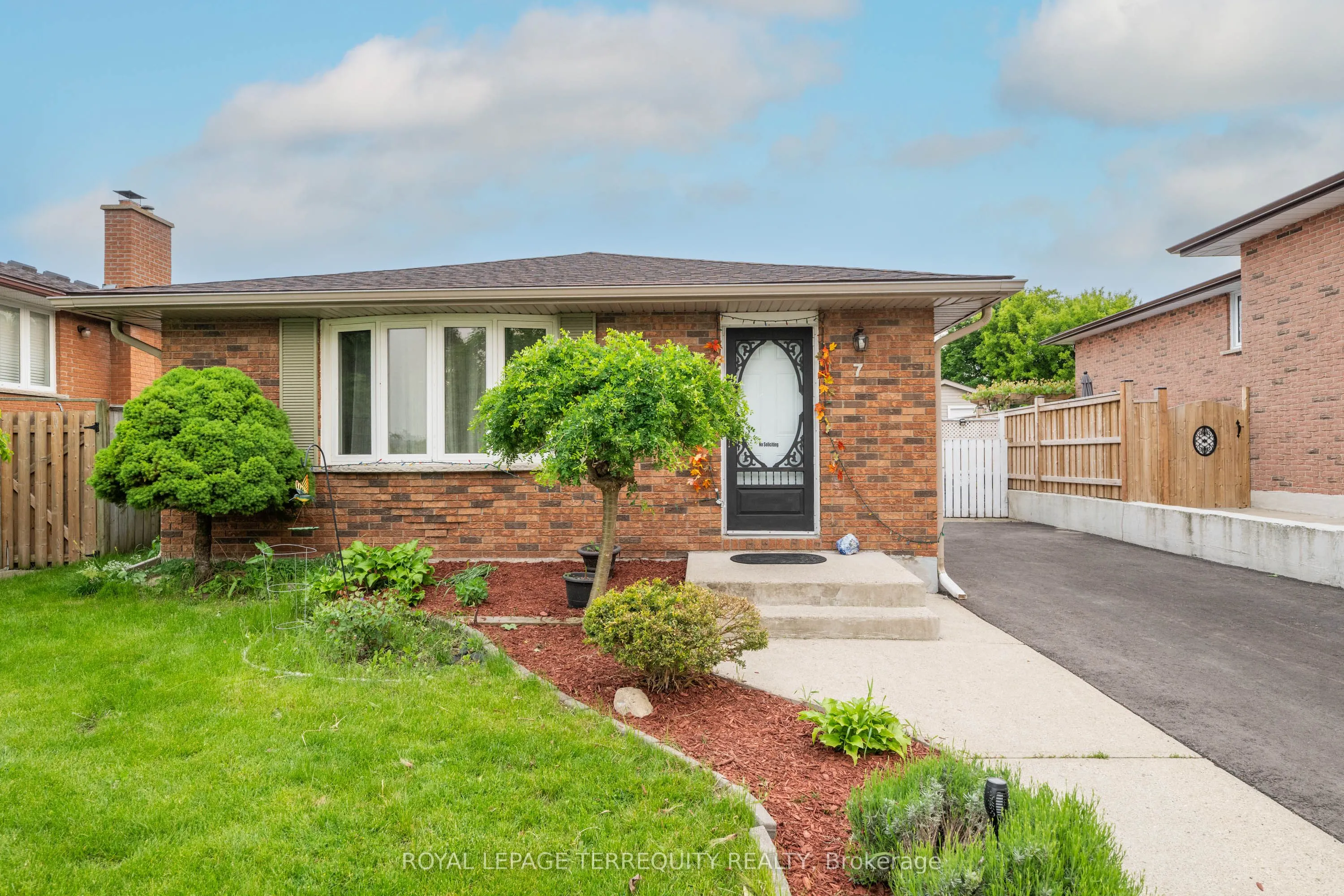 7 Anderson Drive