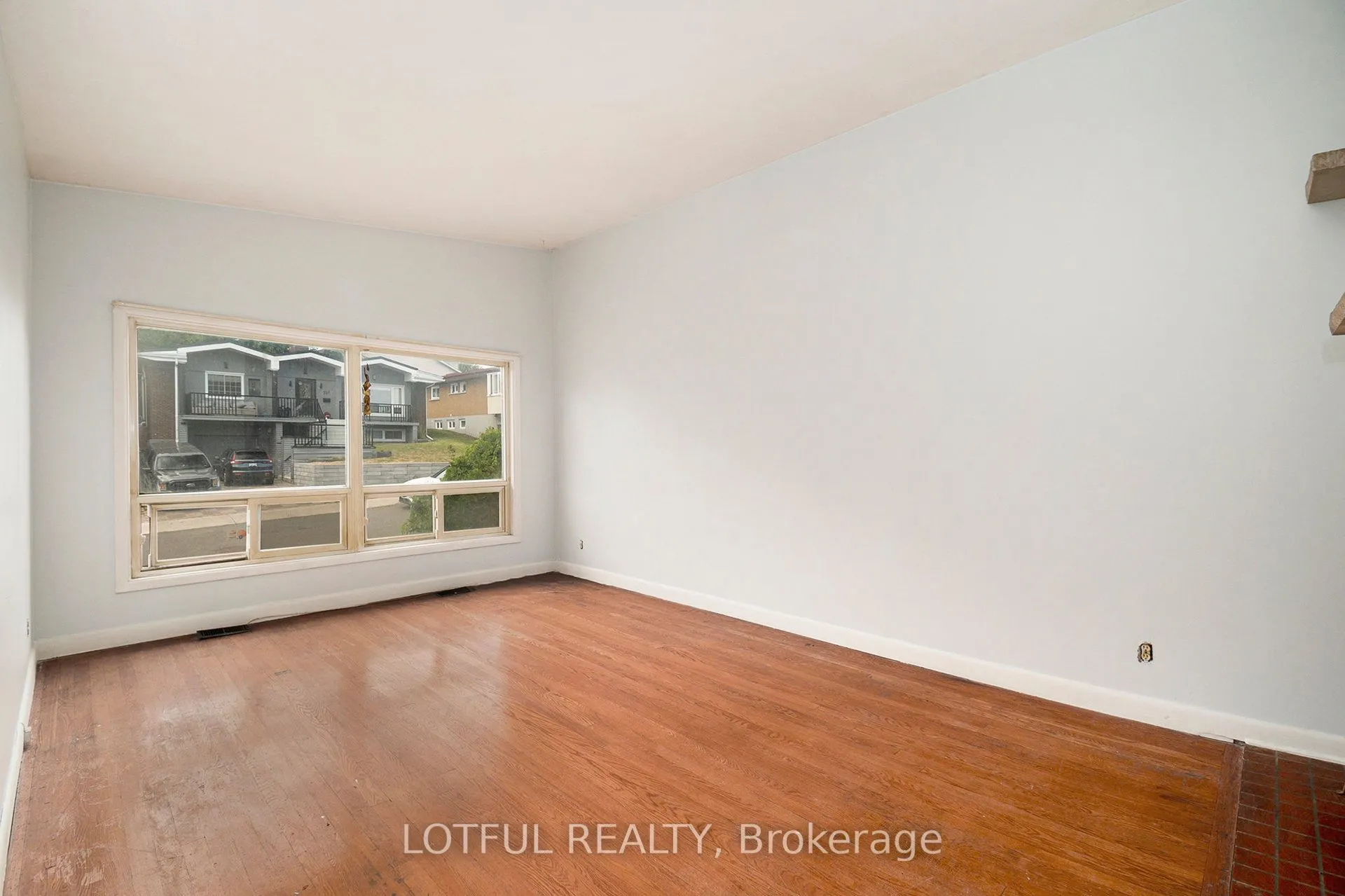 328 Perrier Avenue