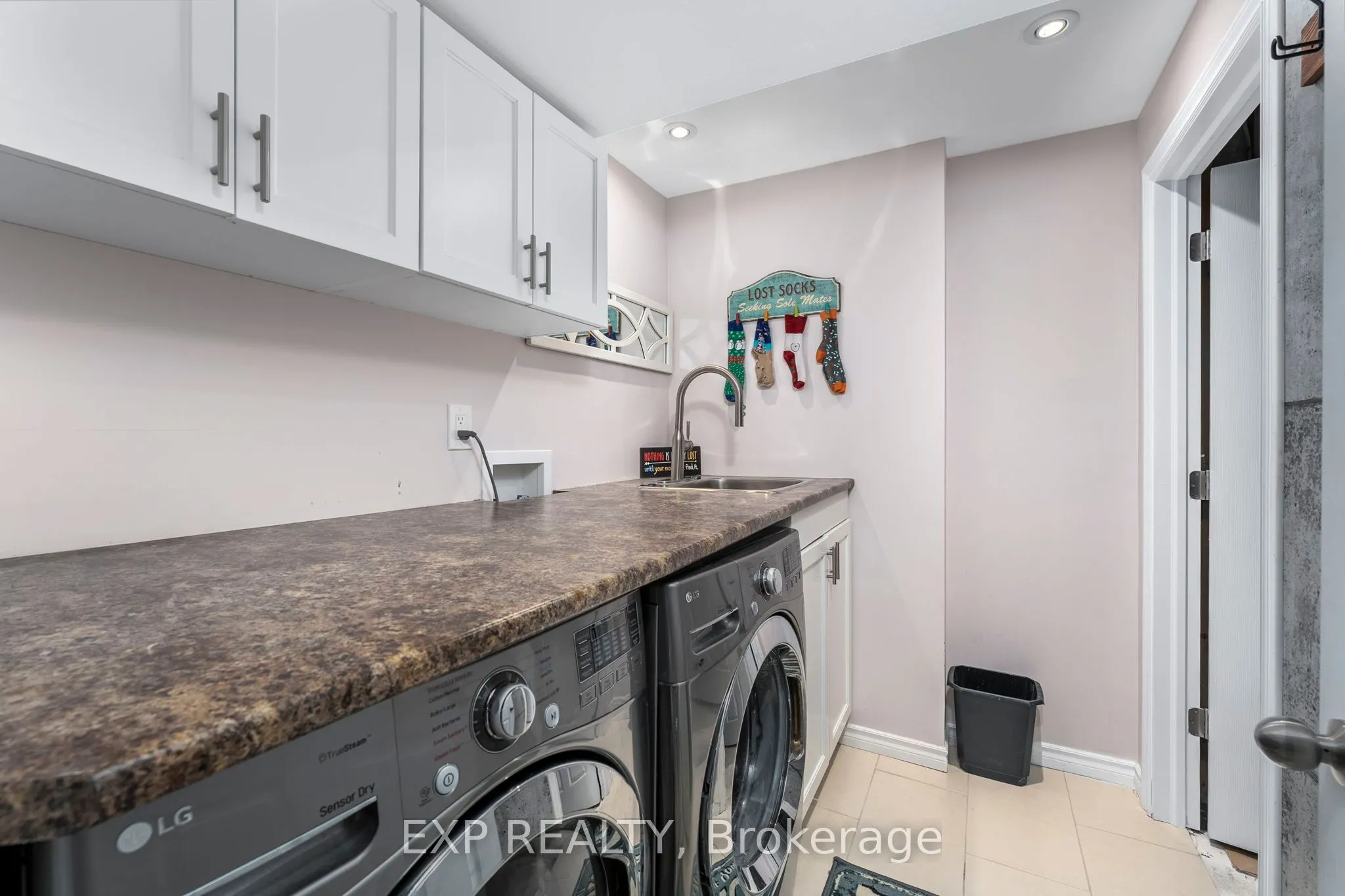 55 Fellowes Crescent