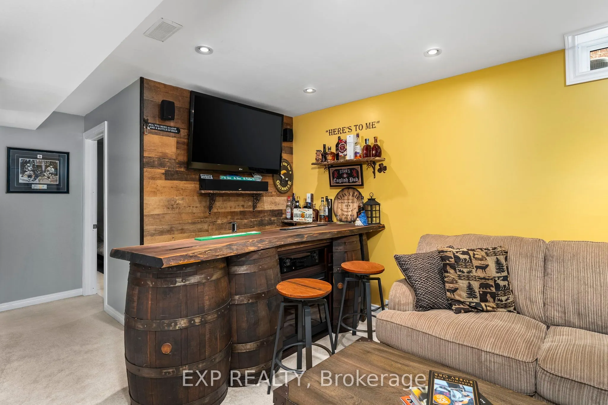 55 Fellowes Crescent