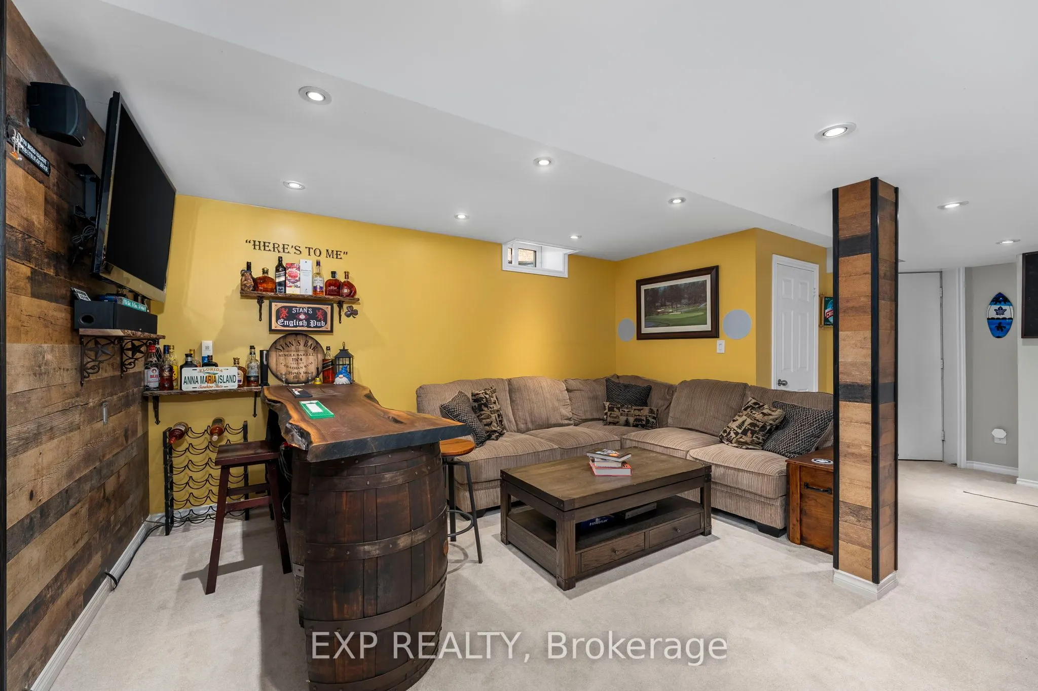 55 Fellowes Crescent