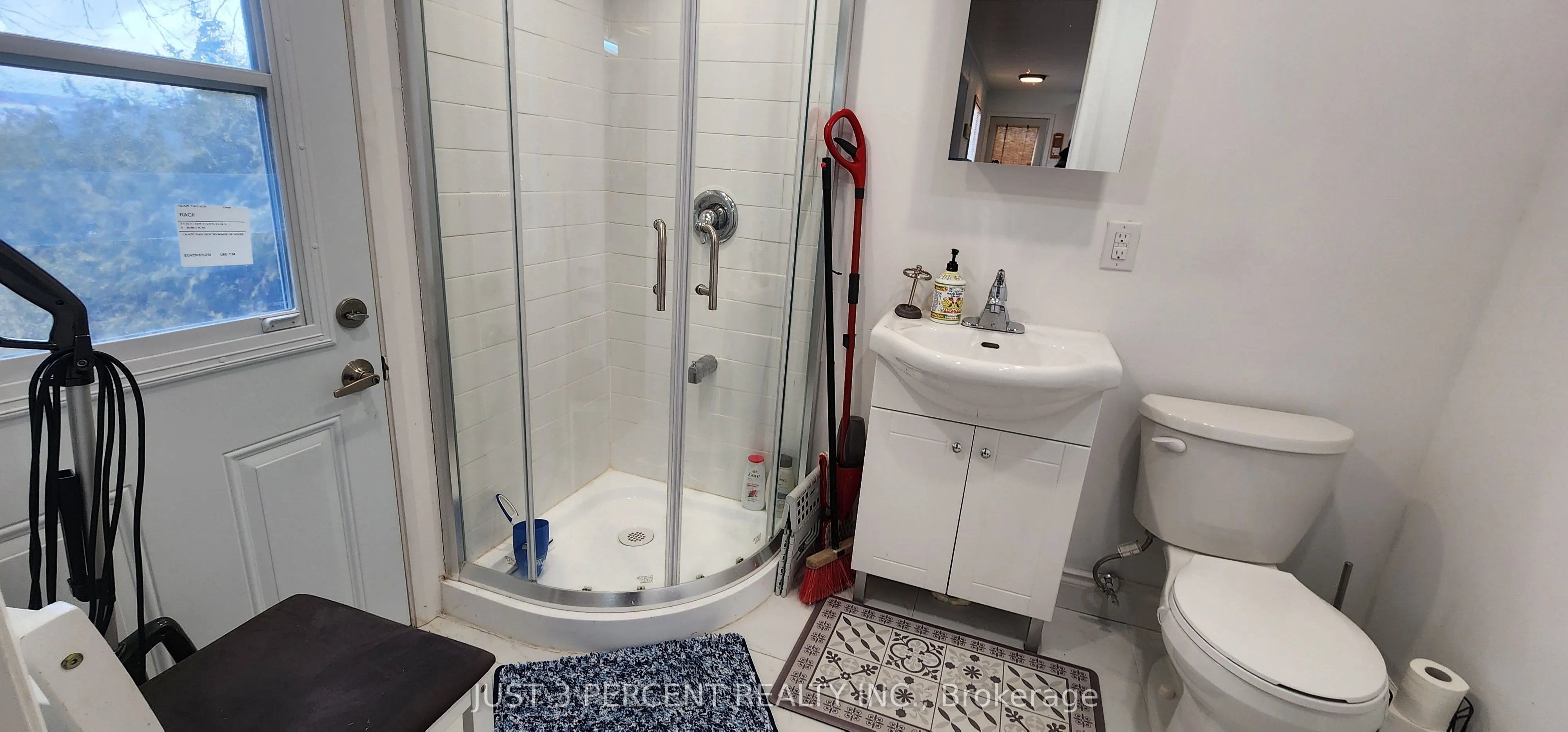 6060 Curtis Point Road, #3