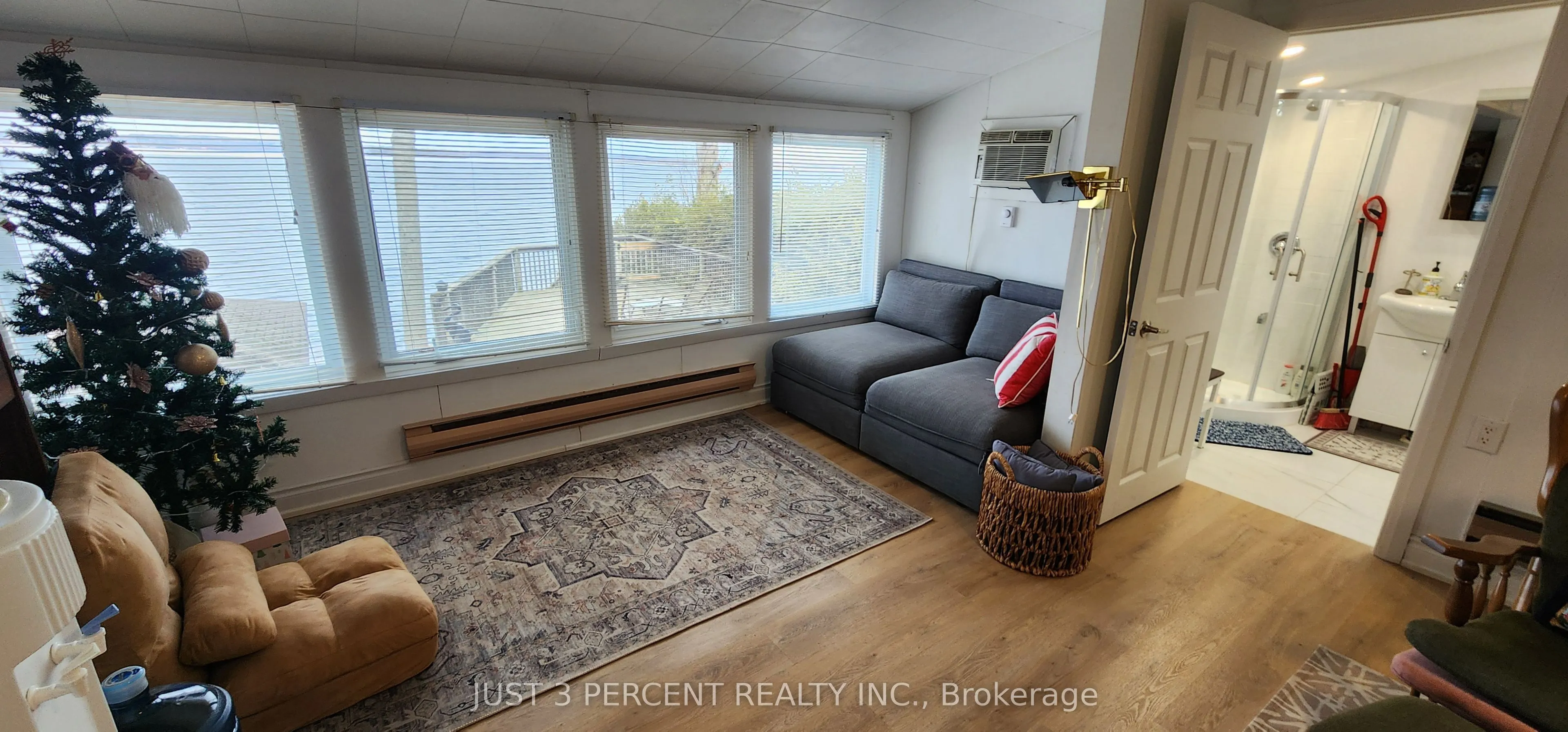 6060 Curtis Point Road, #3