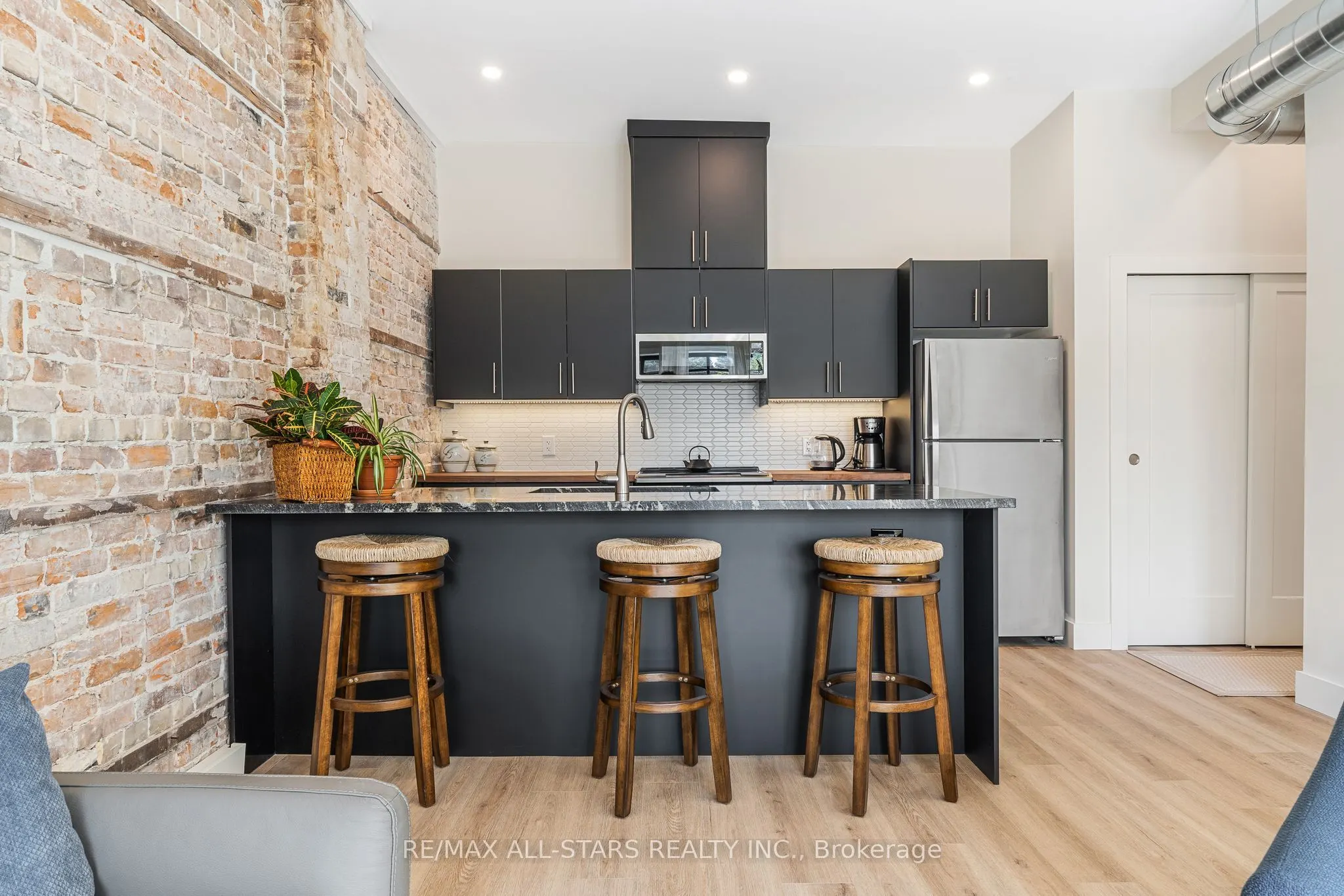 61 Colborne Street, #2A