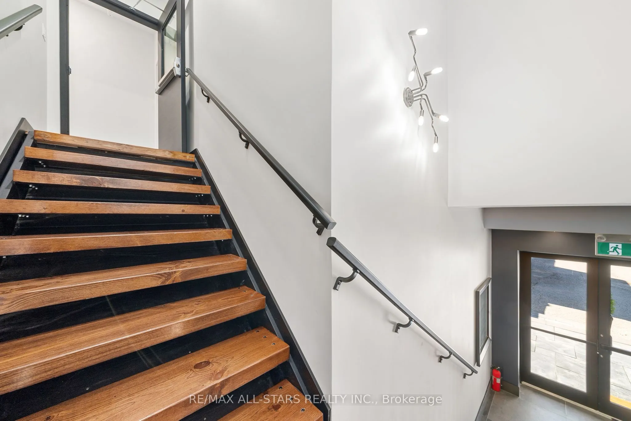 61 Colborne Street, #2A