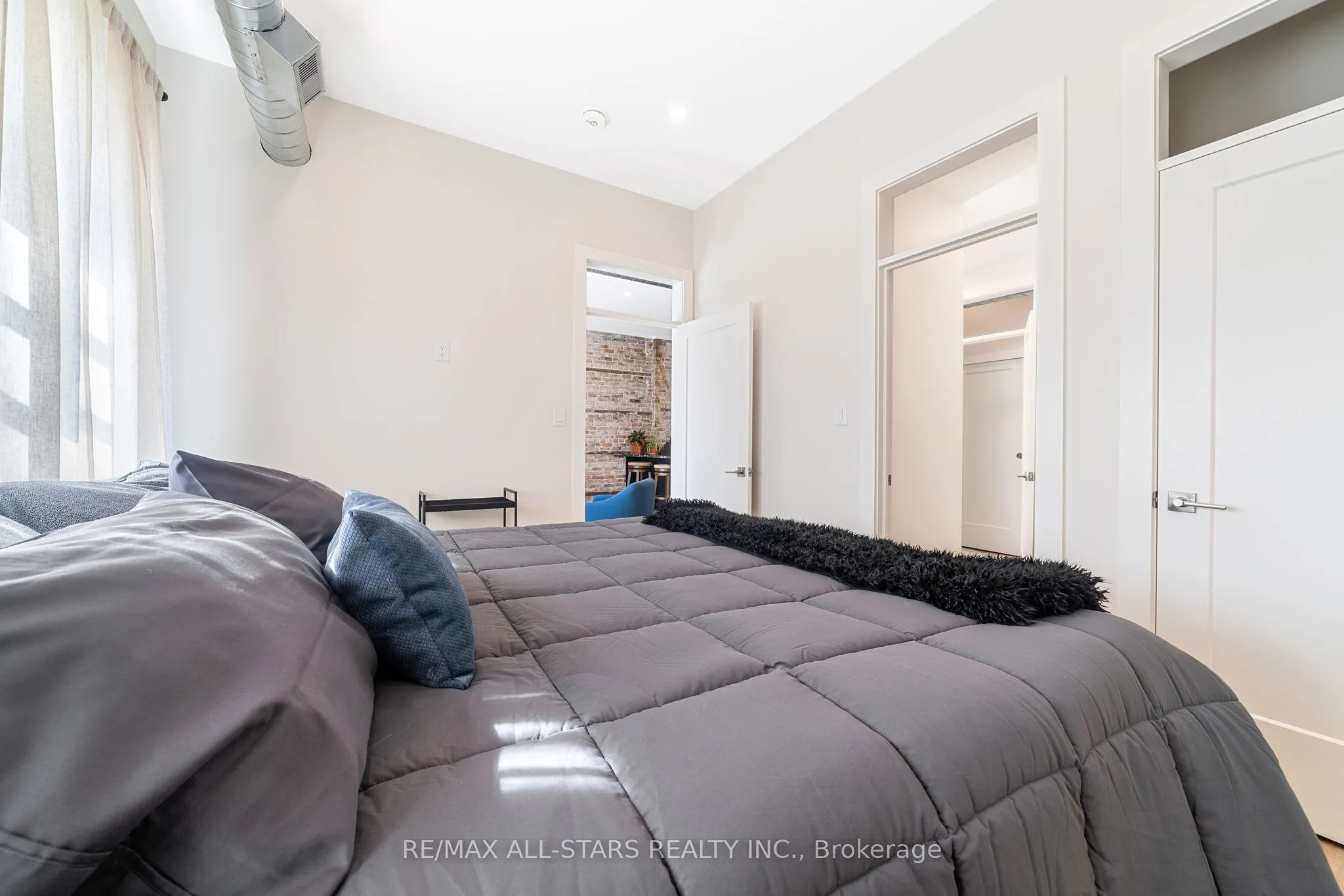 61 Colborne Street, #2A