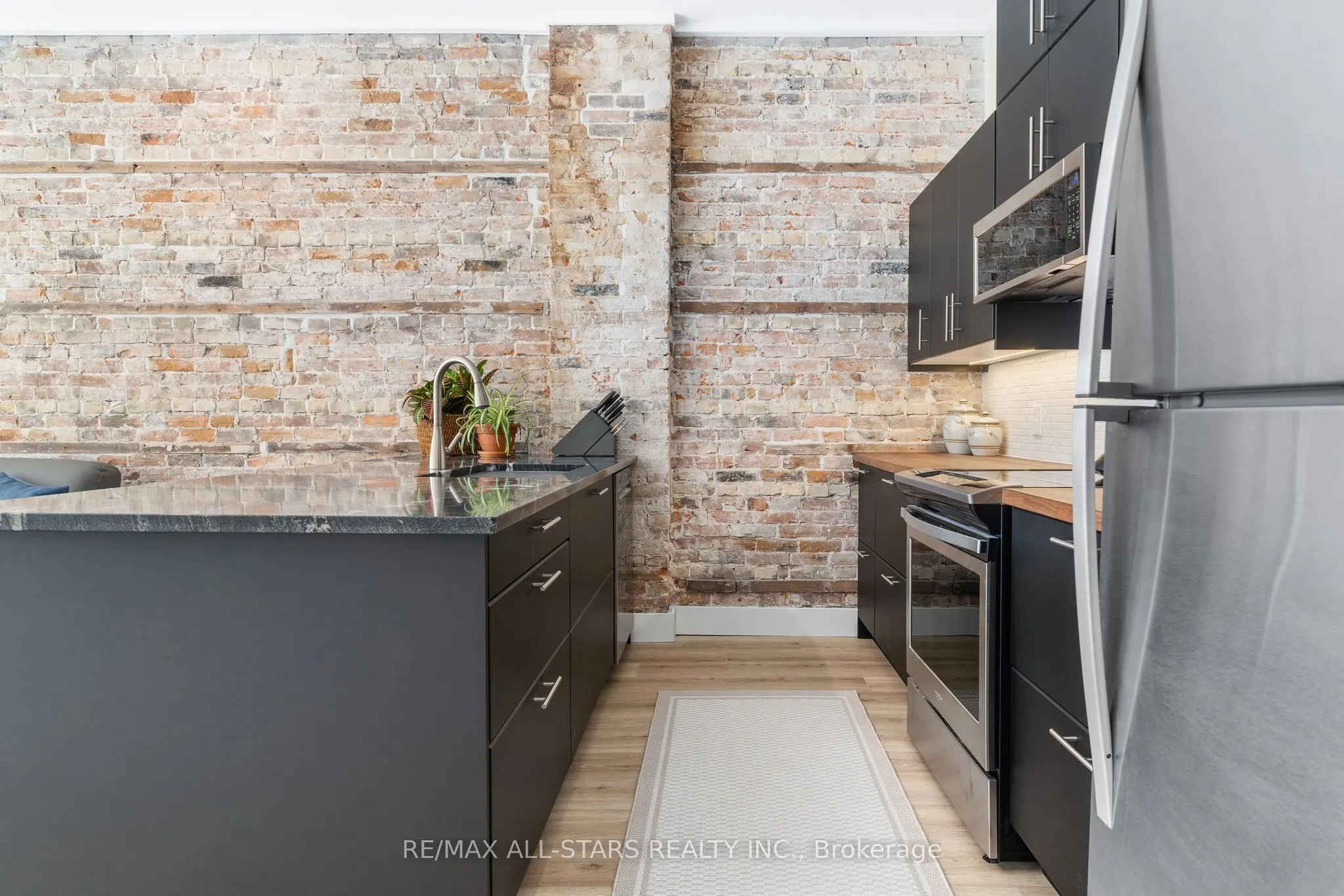61 Colborne Street, #2A