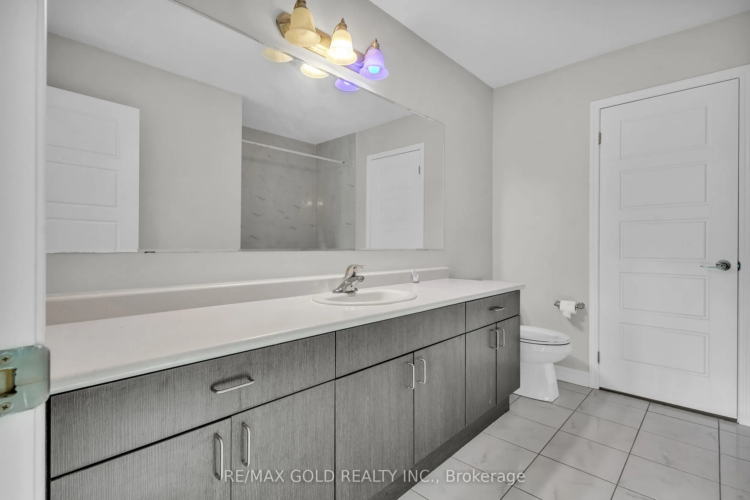 63 Compass Trail
