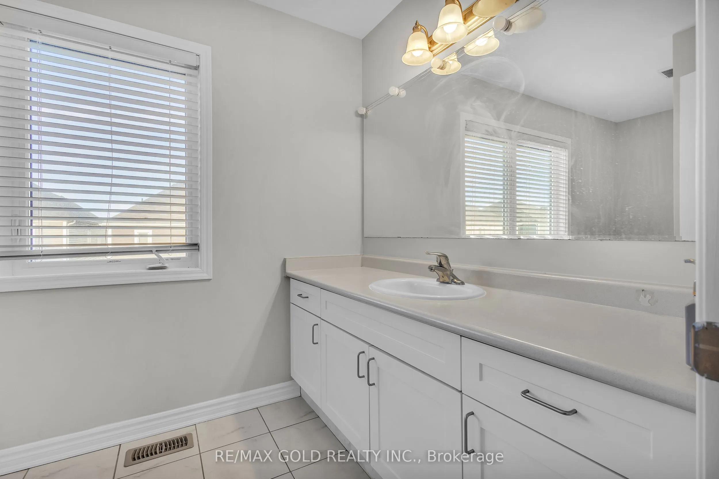 63 Compass Trail