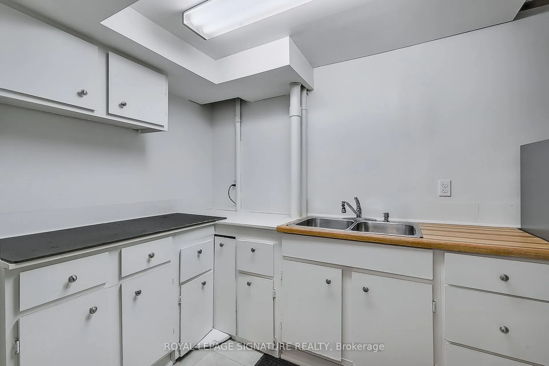 360 Cornerbrook Place