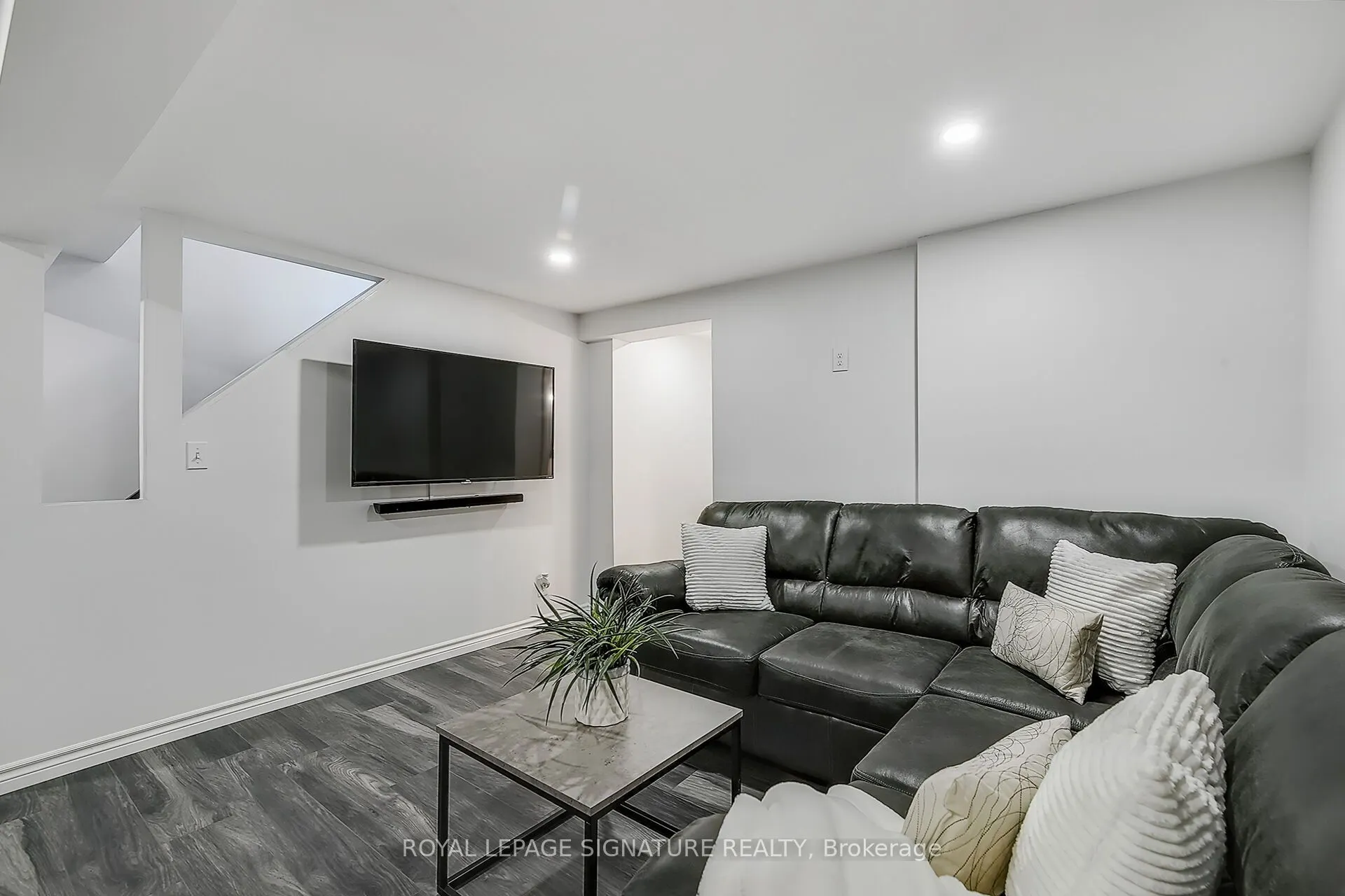 360 Cornerbrook Place