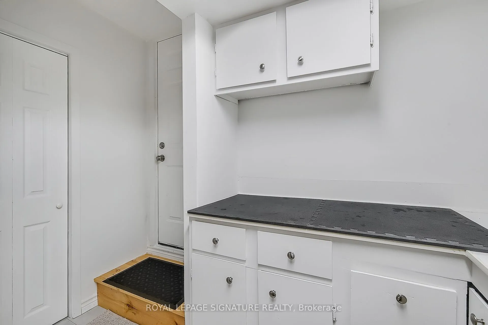 360 Cornerbrook Place