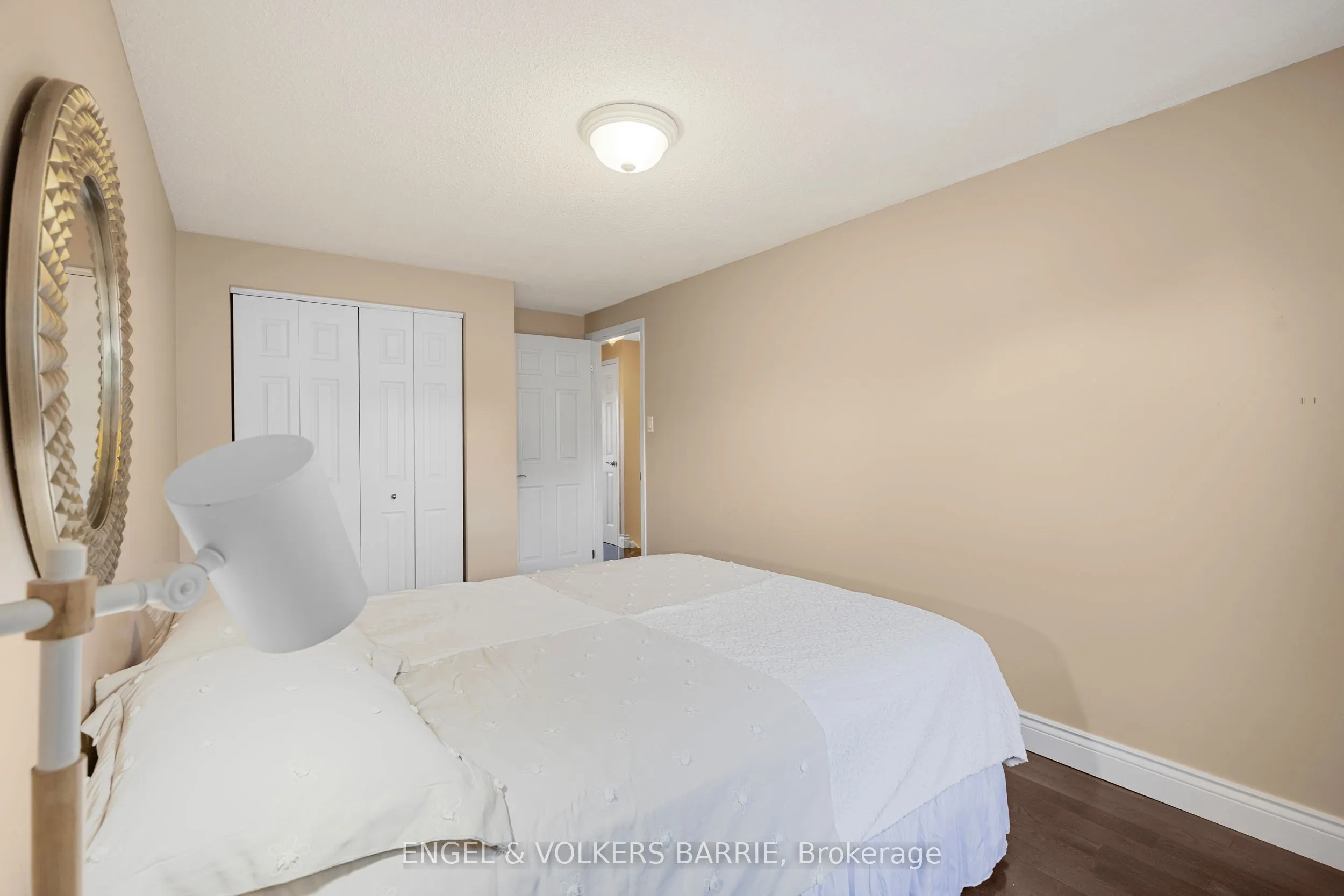 1 Aspen Court