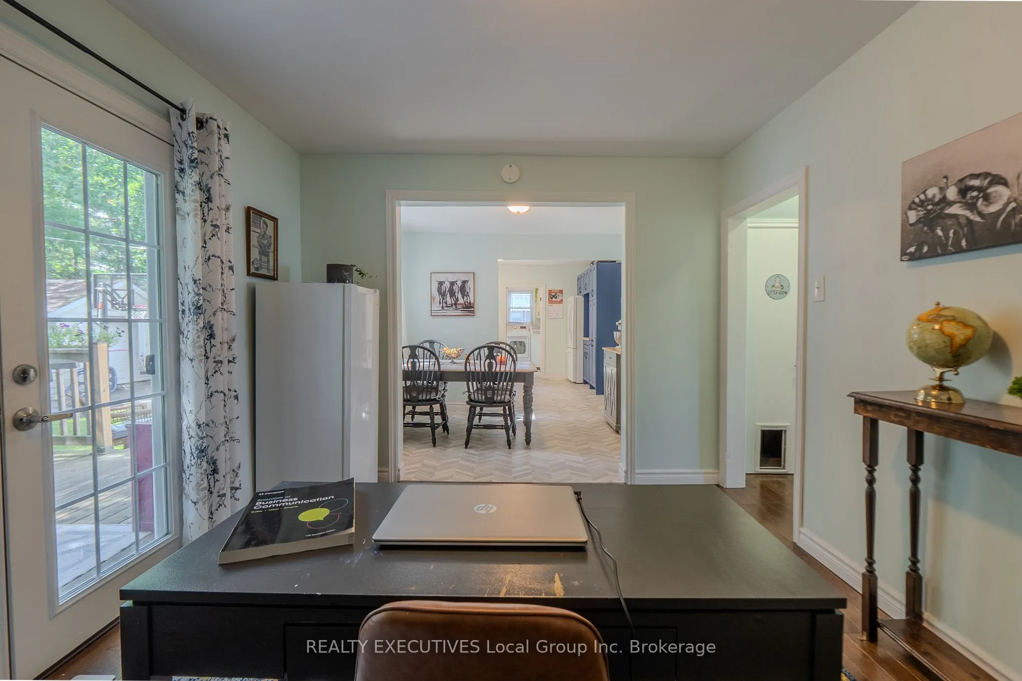 271 Lakeside Drive