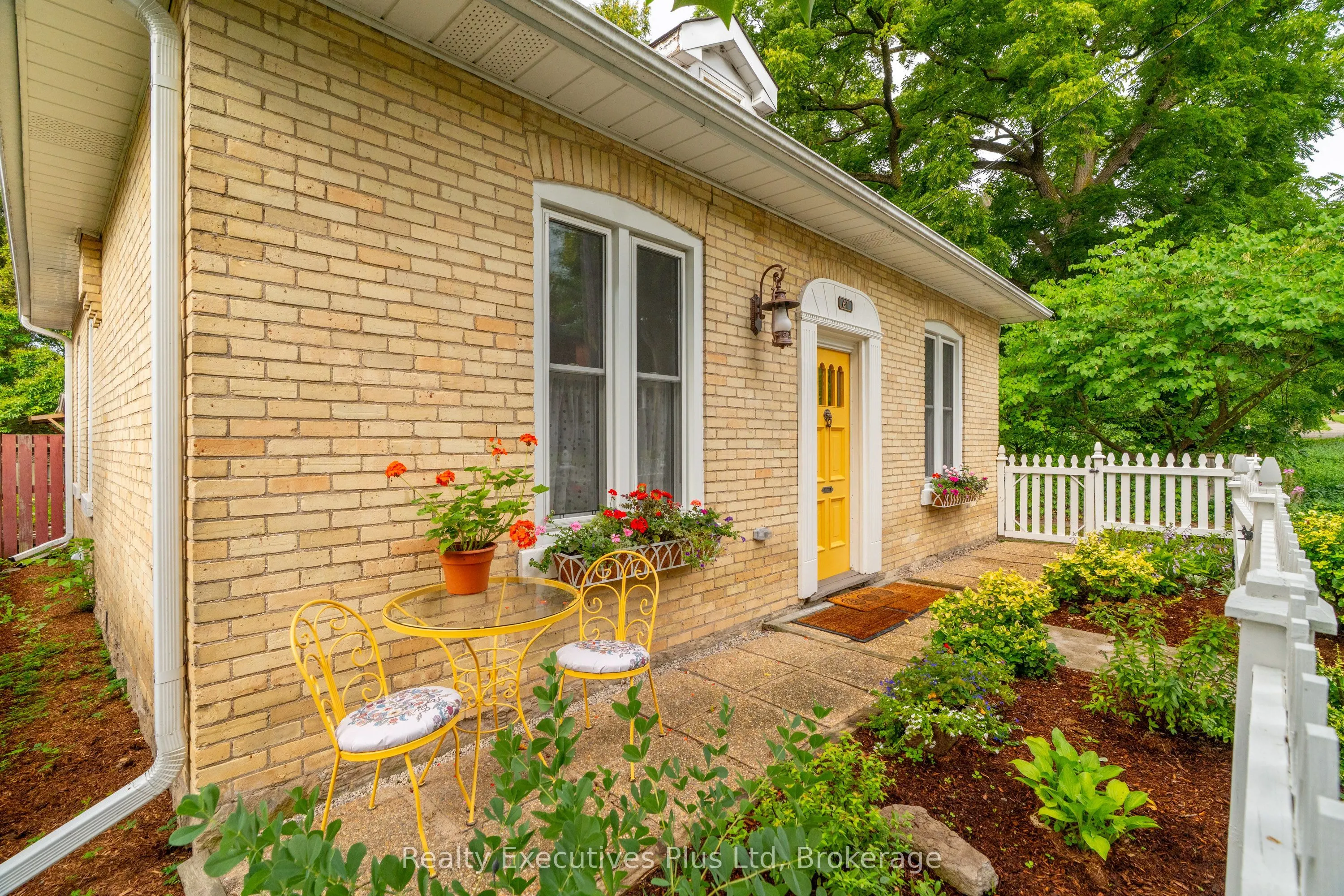61 Hearn Avenue