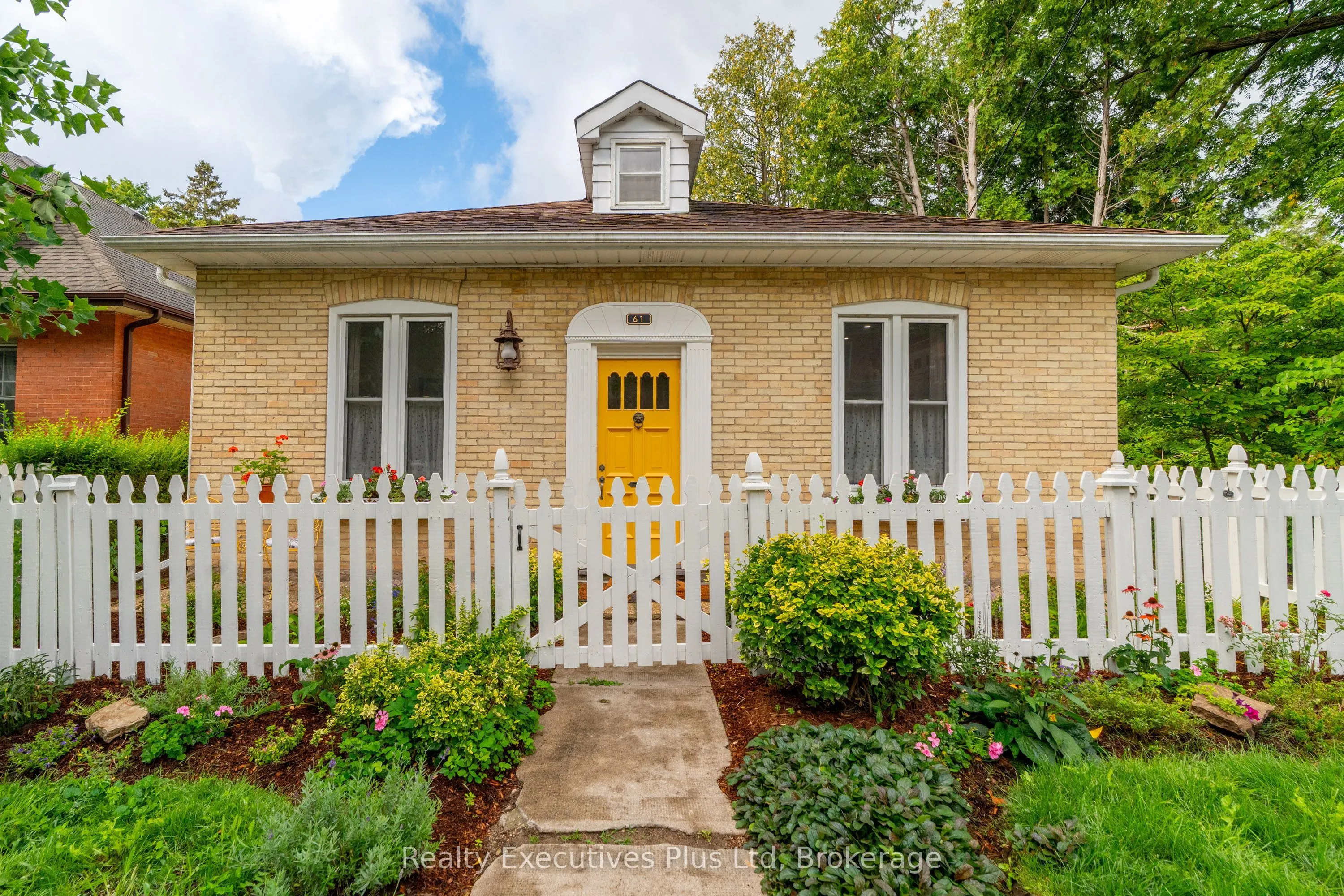 61 Hearn Avenue