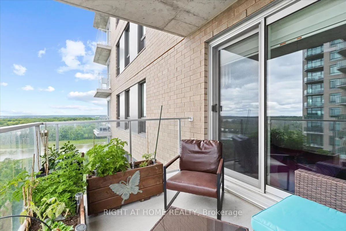 200 Inlet Private, #907