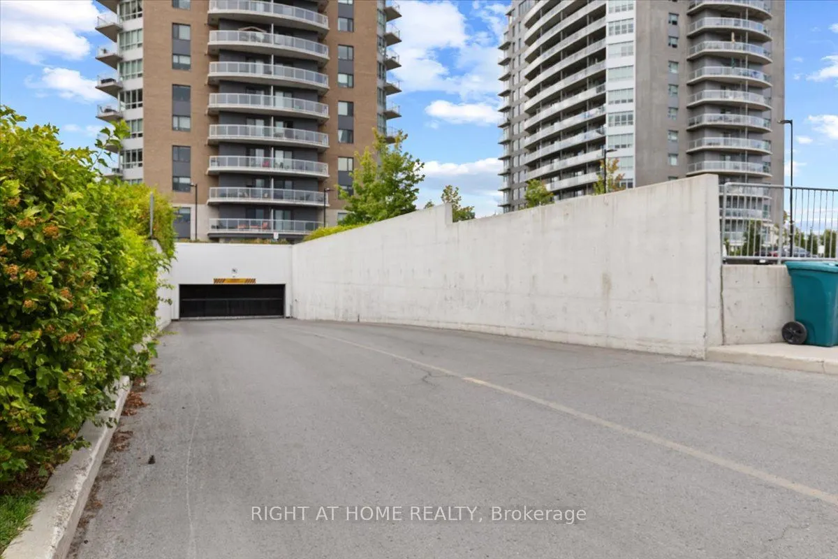 200 Inlet Private, #907