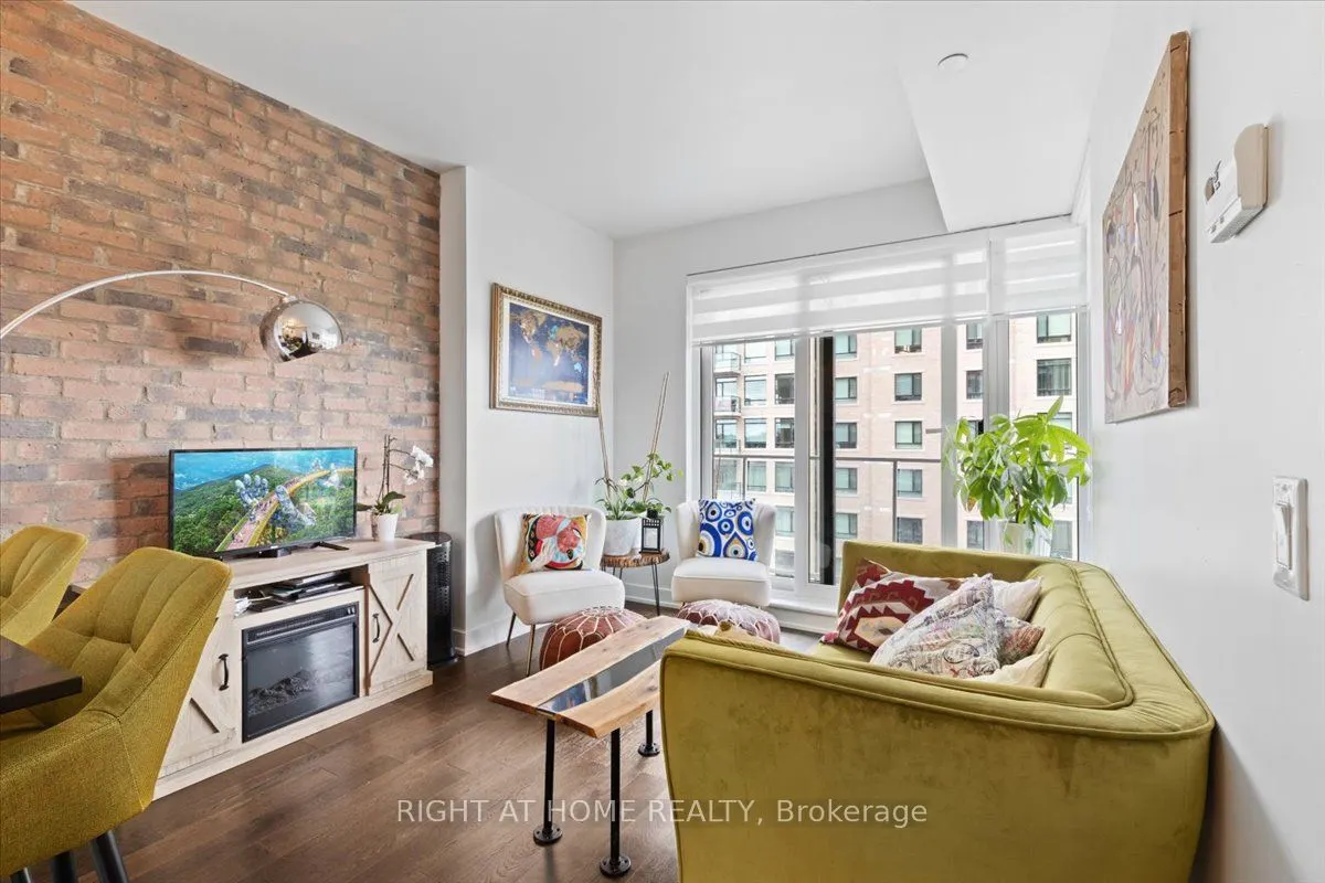 200 Inlet Private, #907